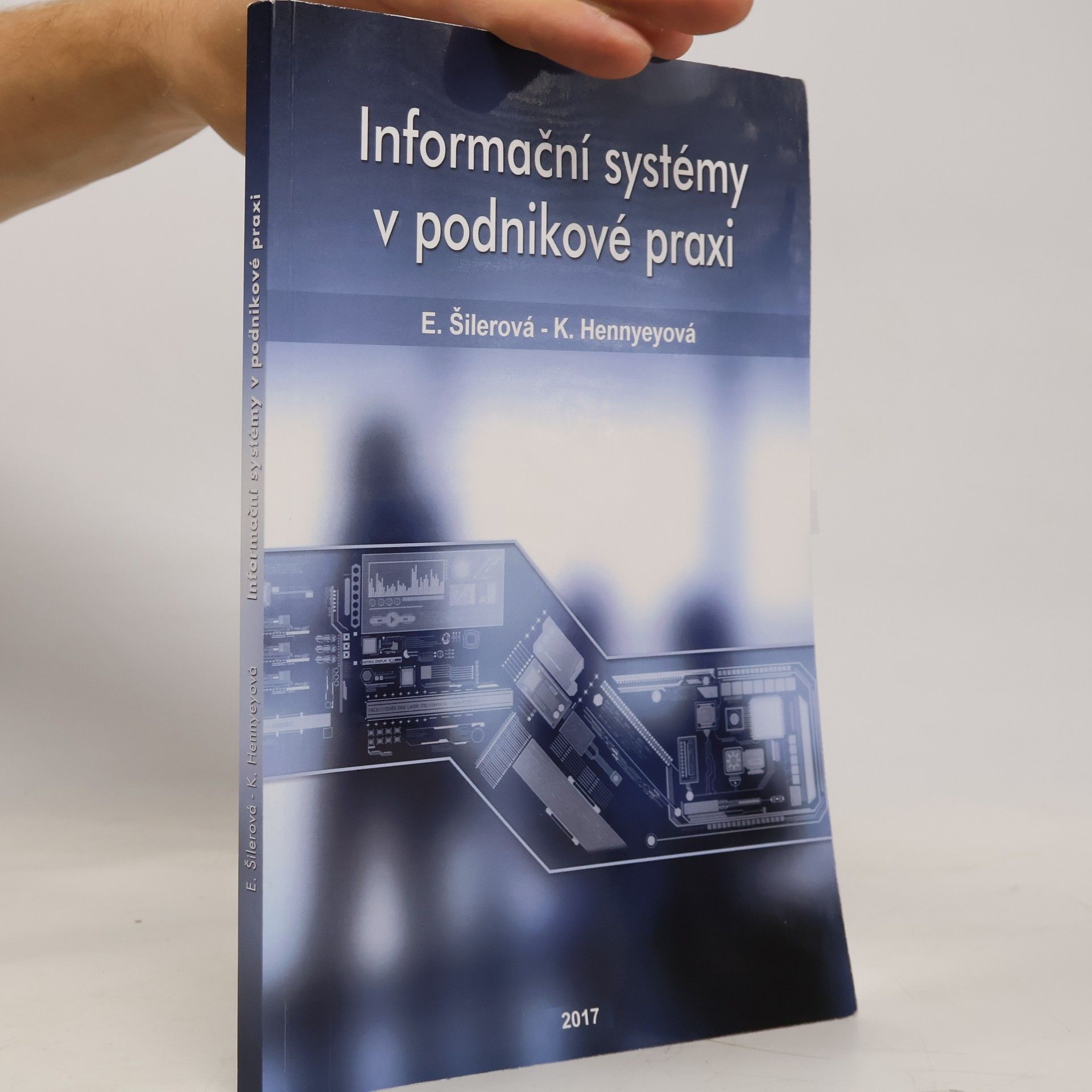Klára Hennyeyová Informační systémy v podnikové praxi