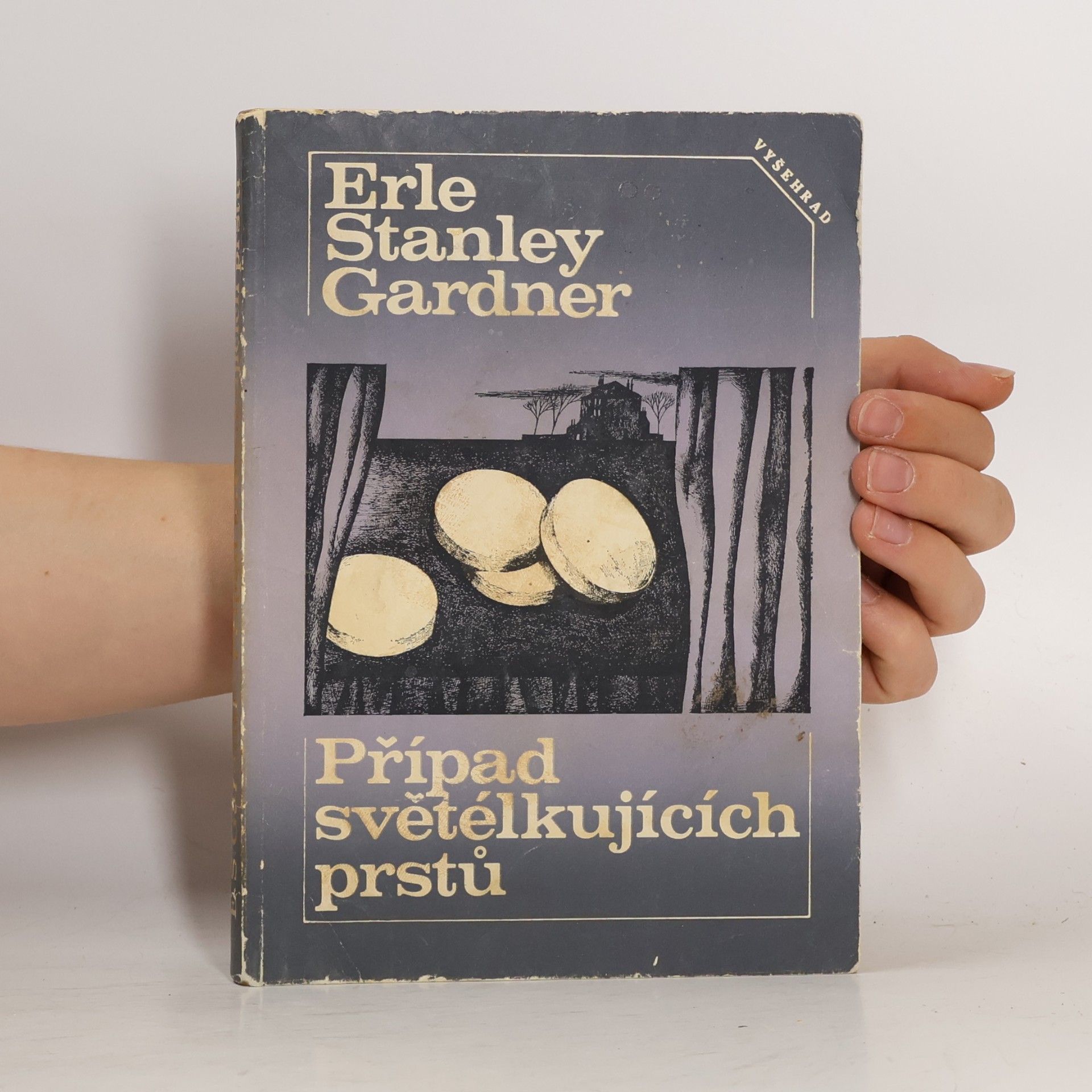 Erle Stanley Gardner Případ světélkujících prstů