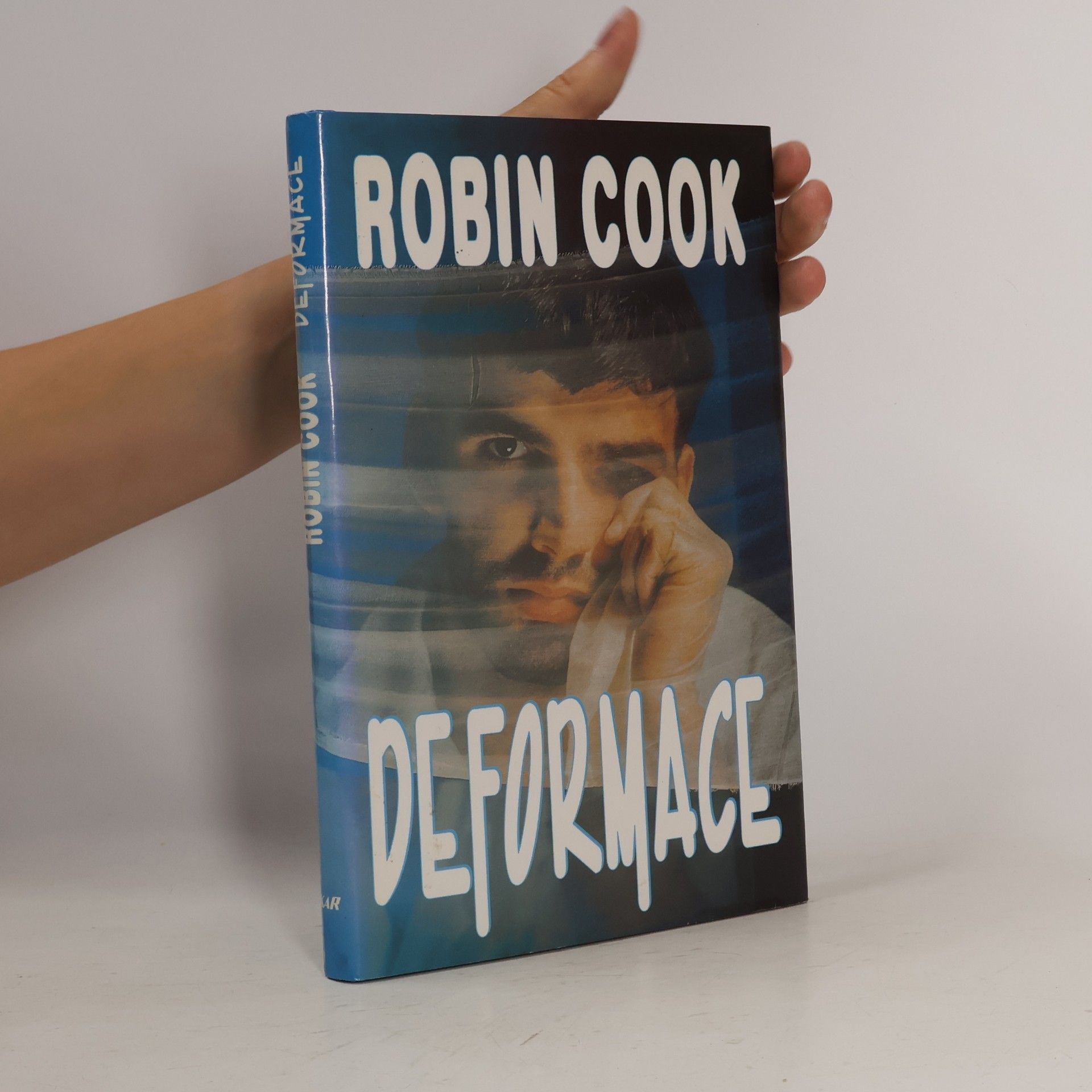 Robin Cook Deformace