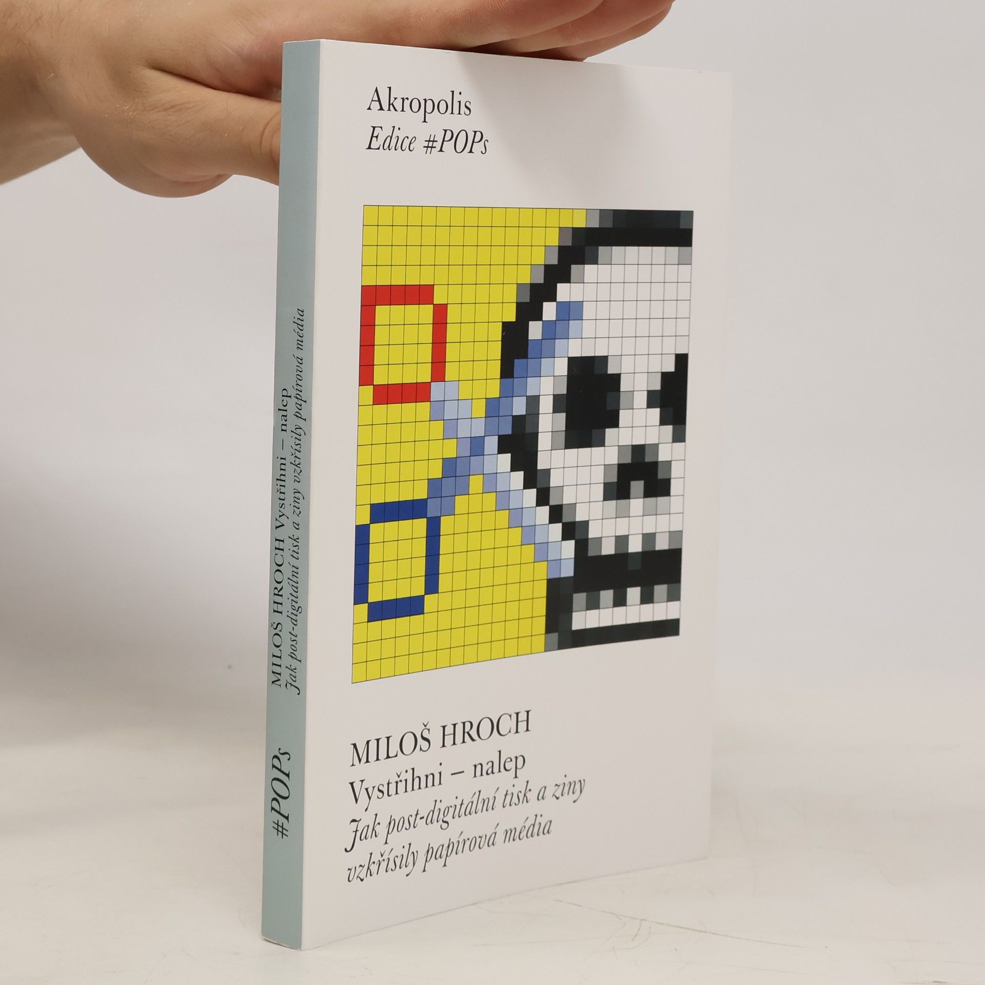 Miloš Hroch Vystřihni - nalep