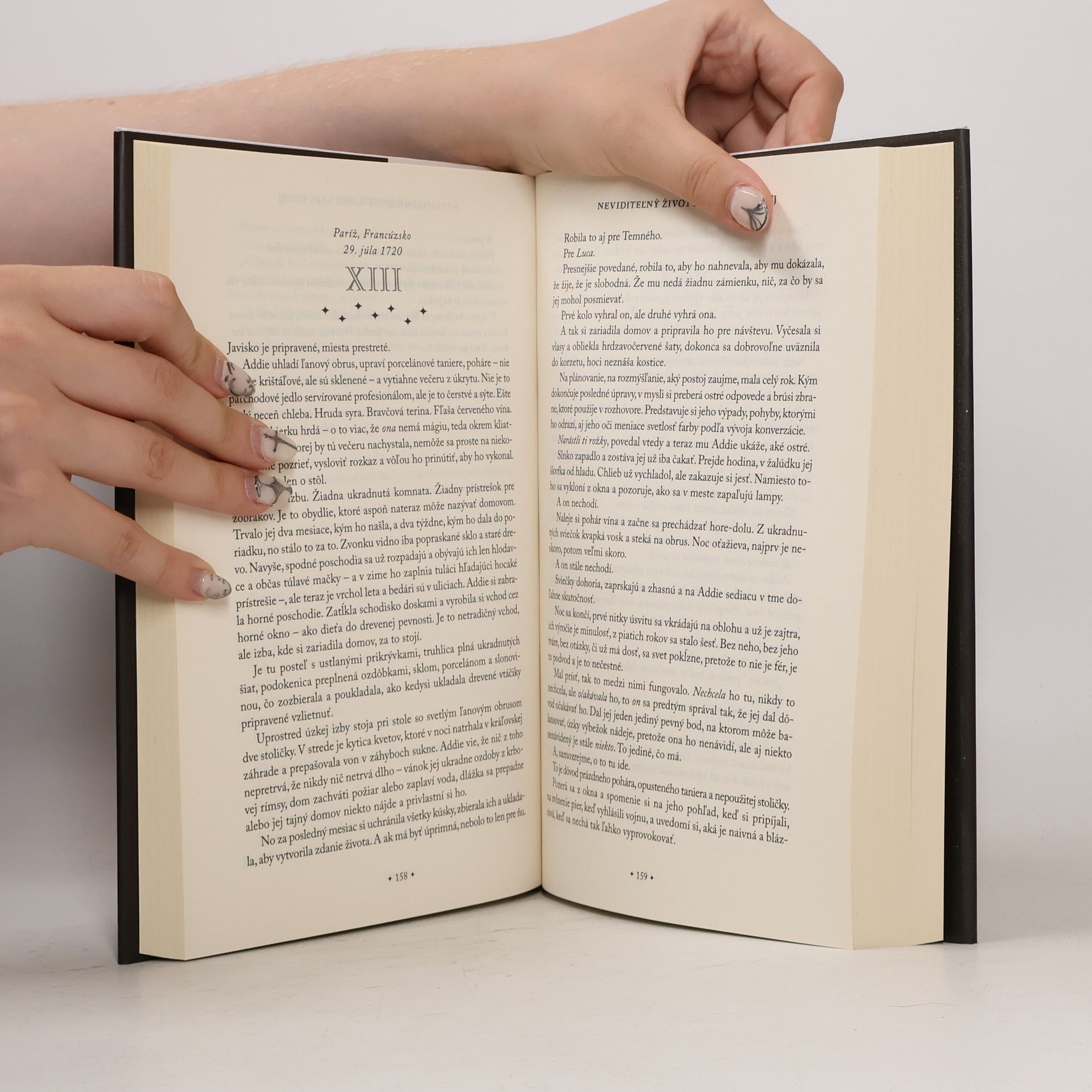 V. E. Schwab Neviditeľný život Addie LaRueovej
