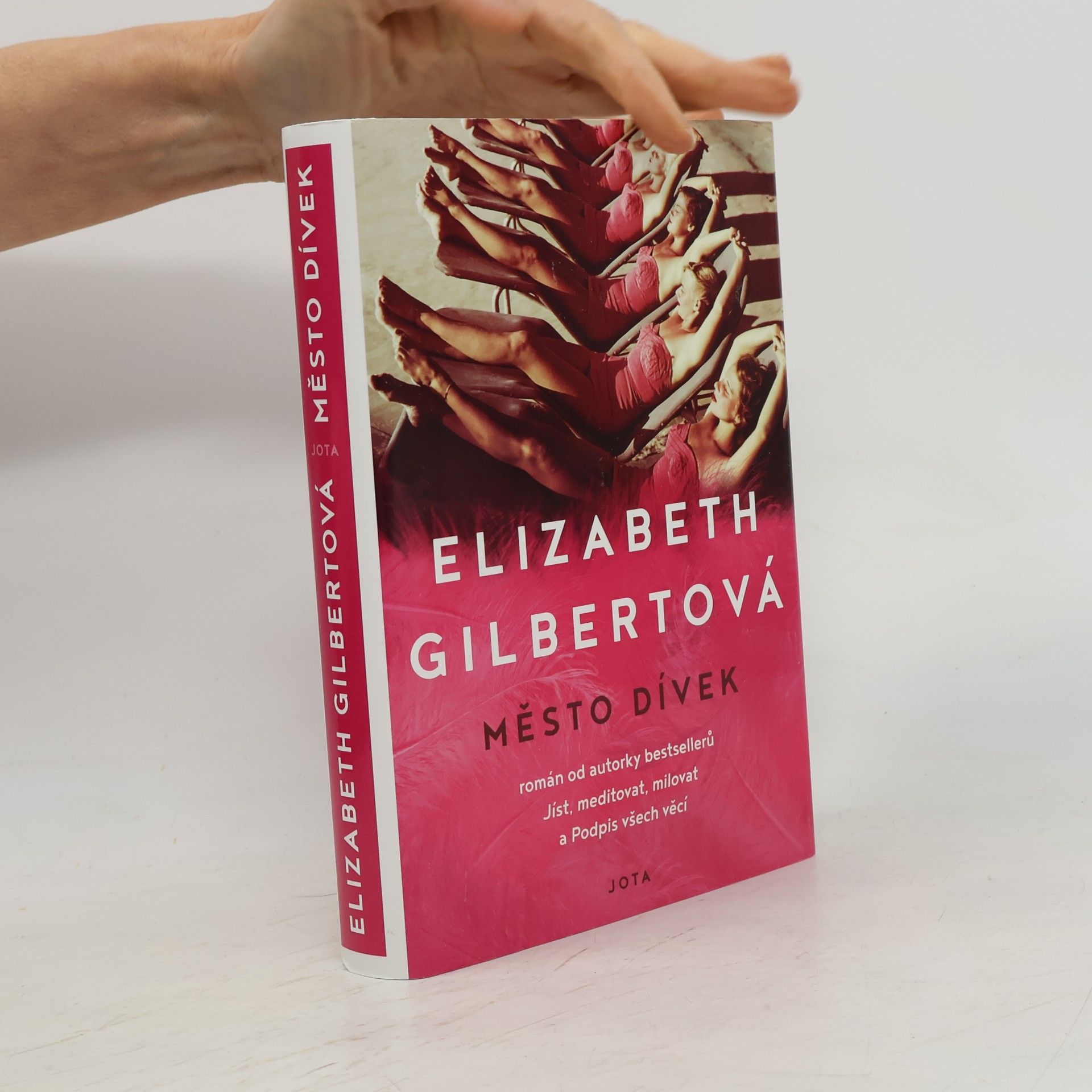Elizabeth Gilbert Město dívek