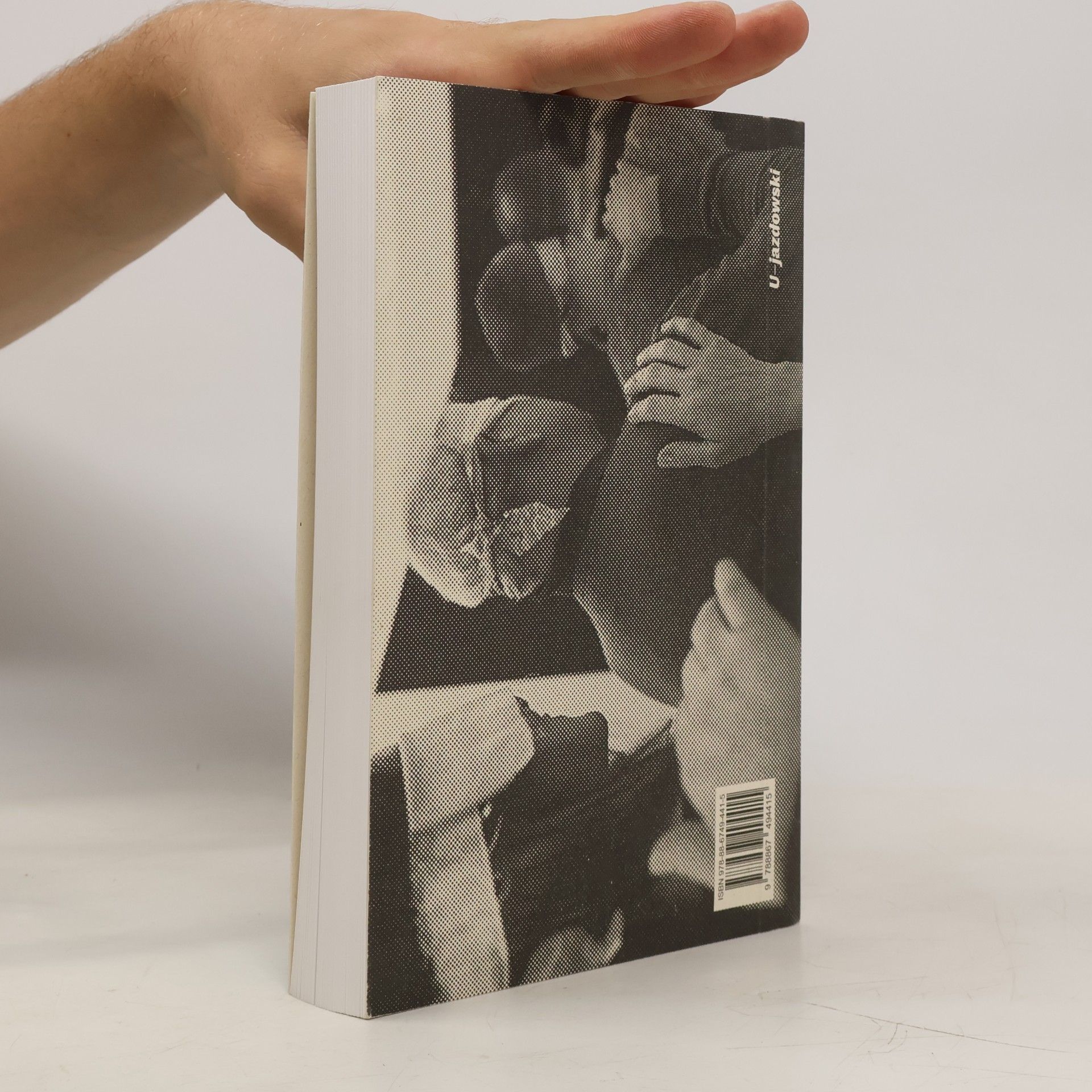 Marianna Dobkowska Things We Do Together. The Post-Reader