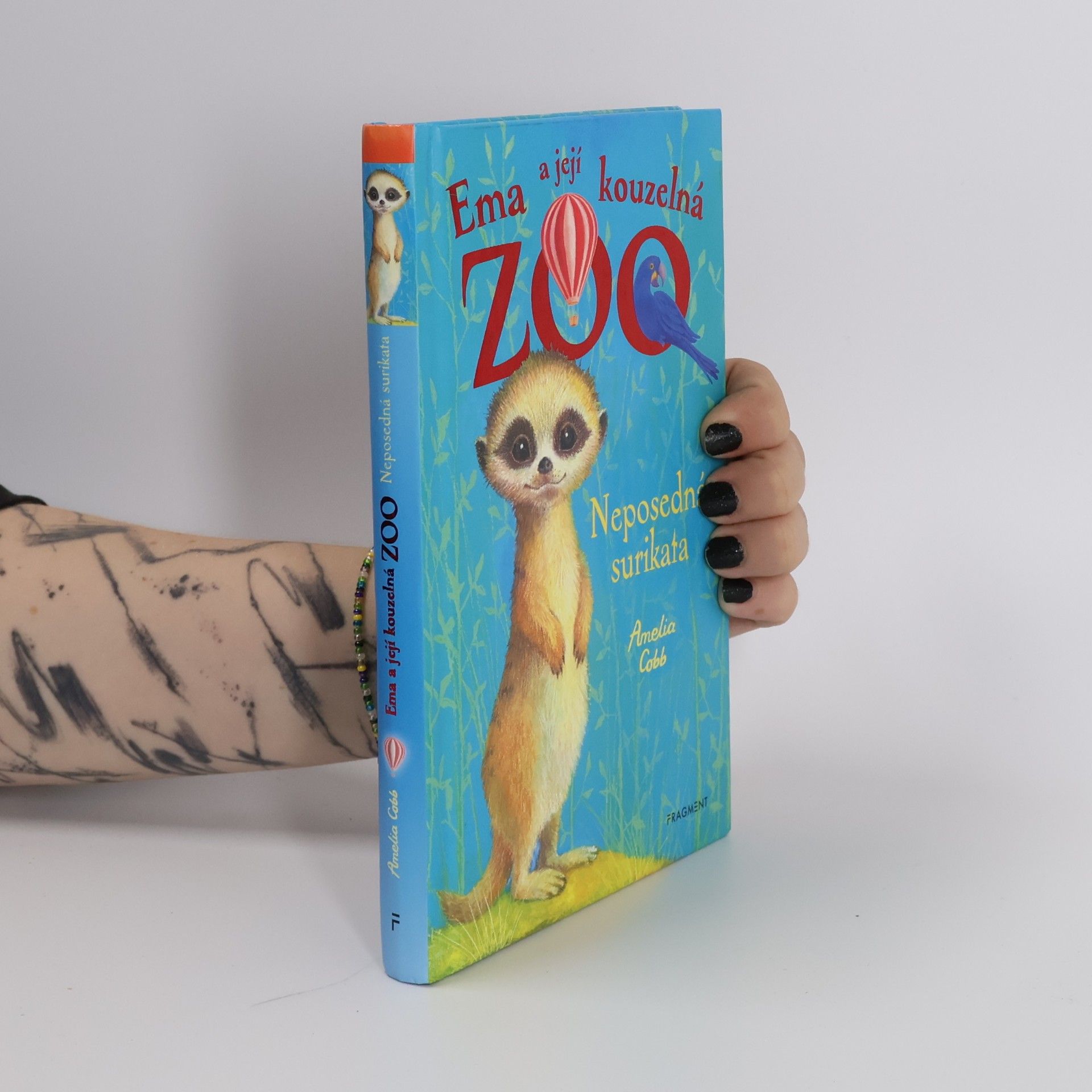 Amelia Cobb Ema a její kouzelná zoo. Neposedná surikata