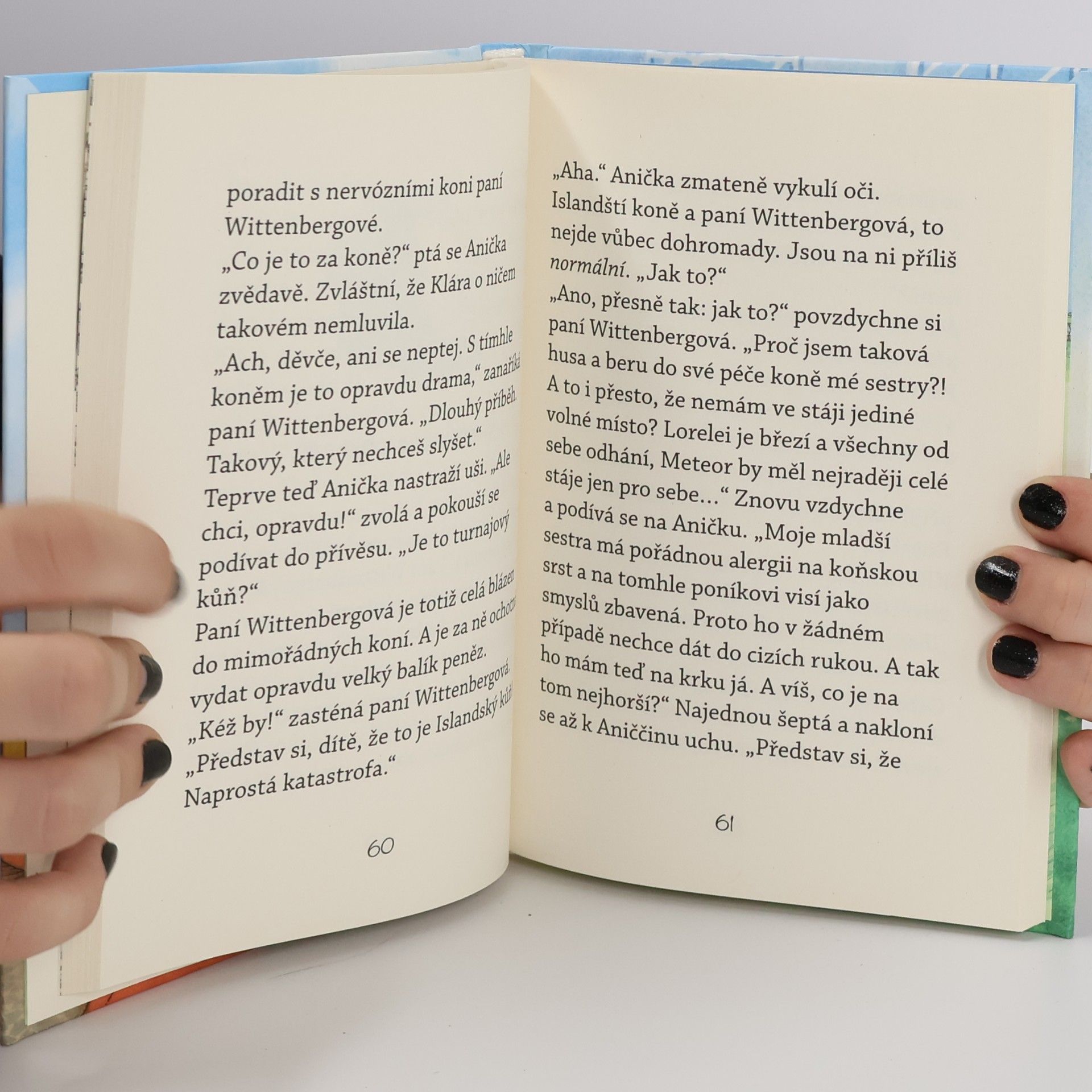 Usch Luhn Srdíčko. Divoký kůň na školním dvoře