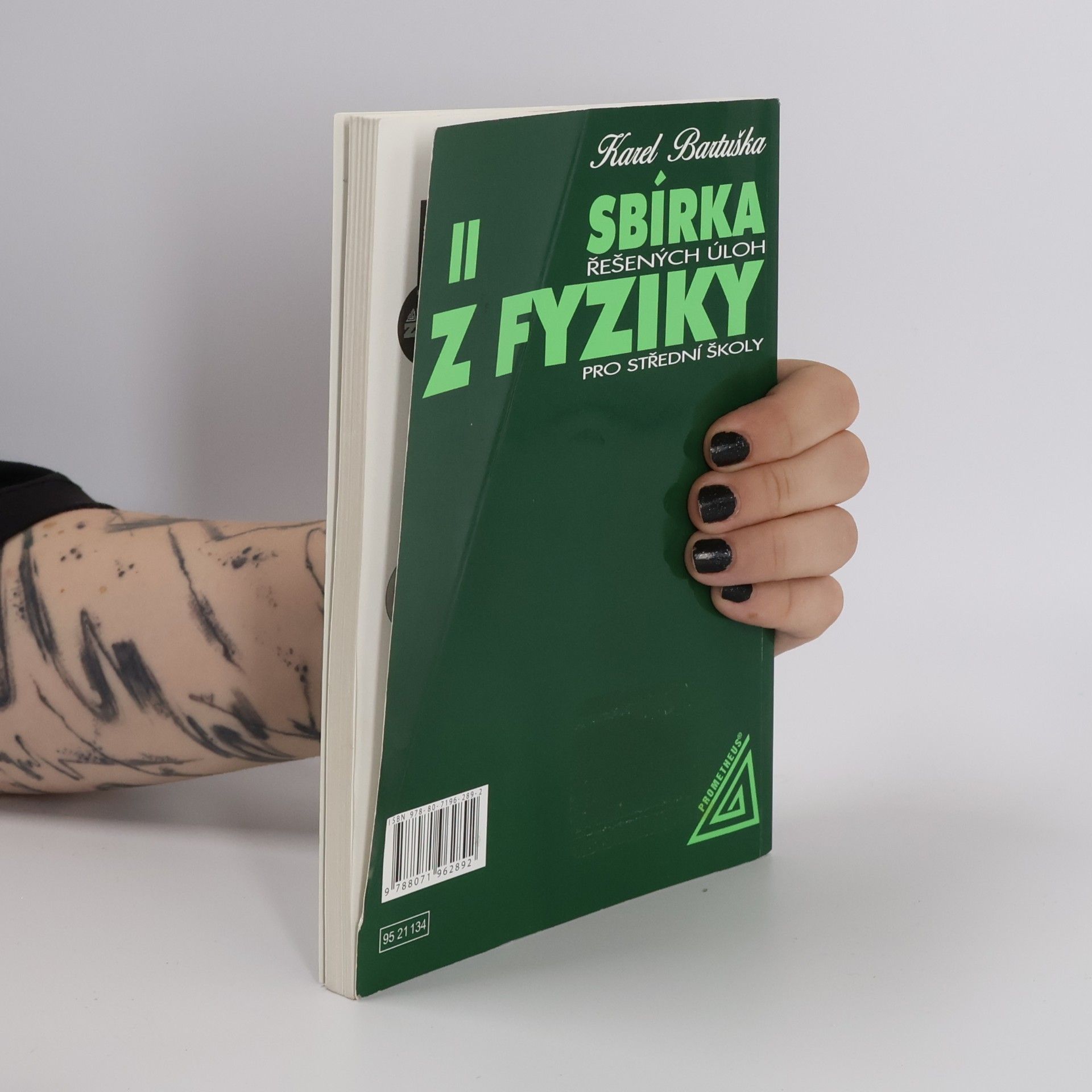 Karel Bartuška Sbírka řešených úloh z fyziky pro střední školy. II