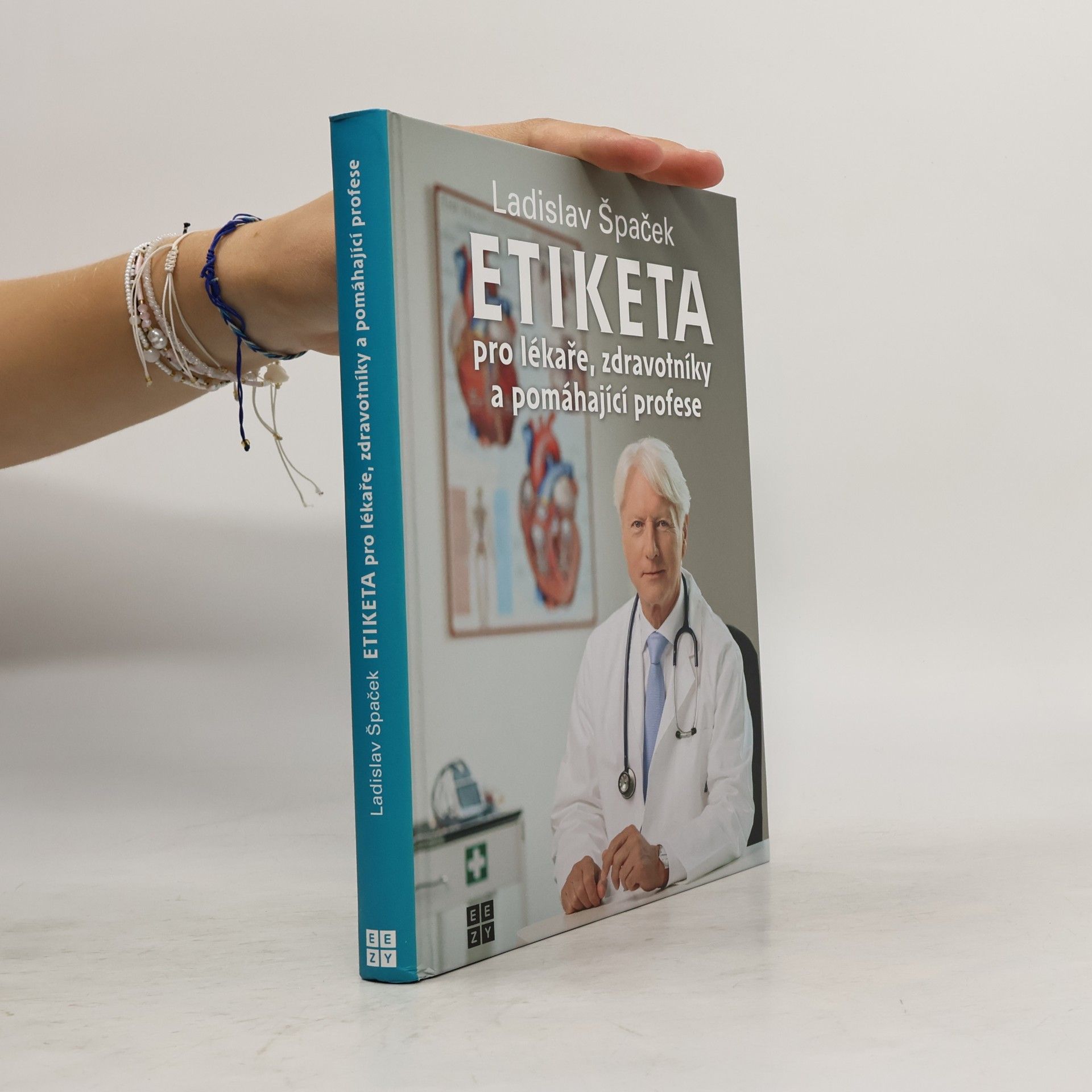 Etiketa pro lékaře, zdravotníky a pomáhající profese