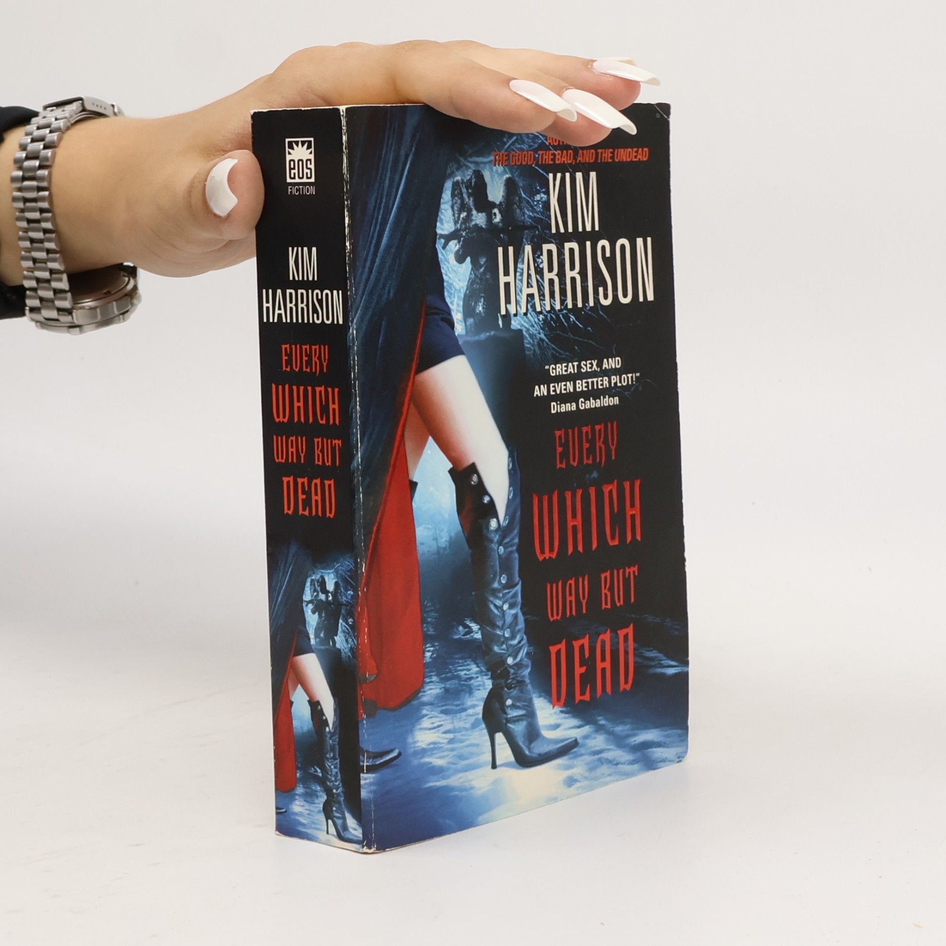 Kim Harrison Every which way but dead