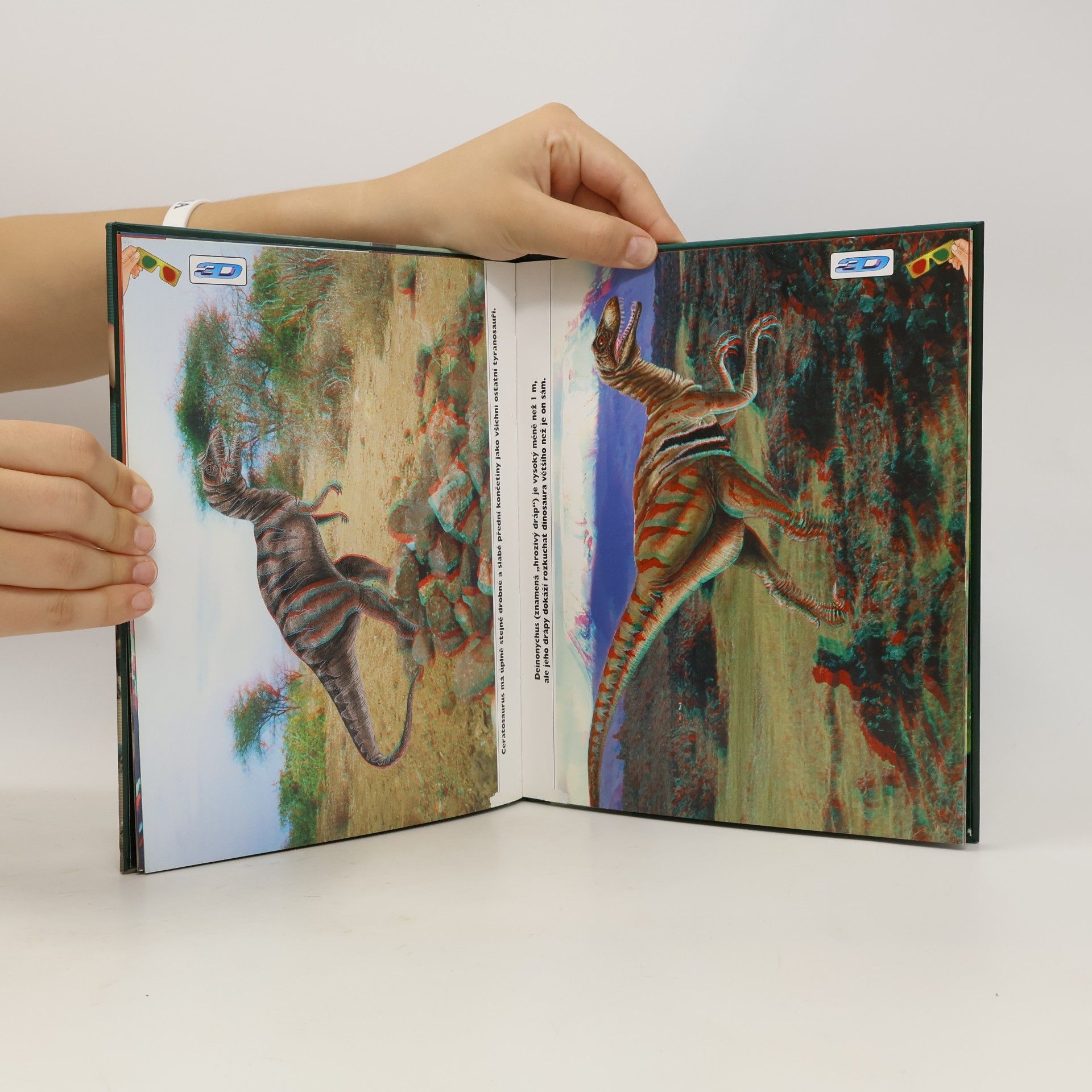 Iva Malíková Svět dinosaurů. 3D.
