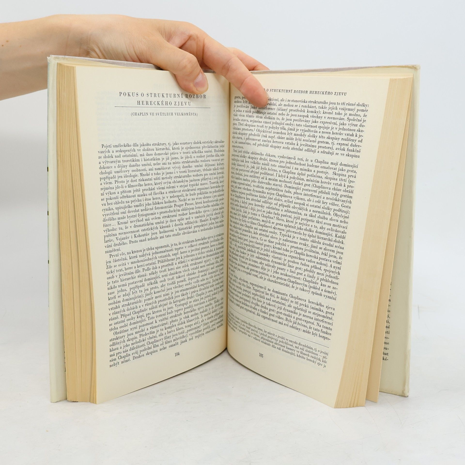 Jan Mukařovský Studie z estetiky