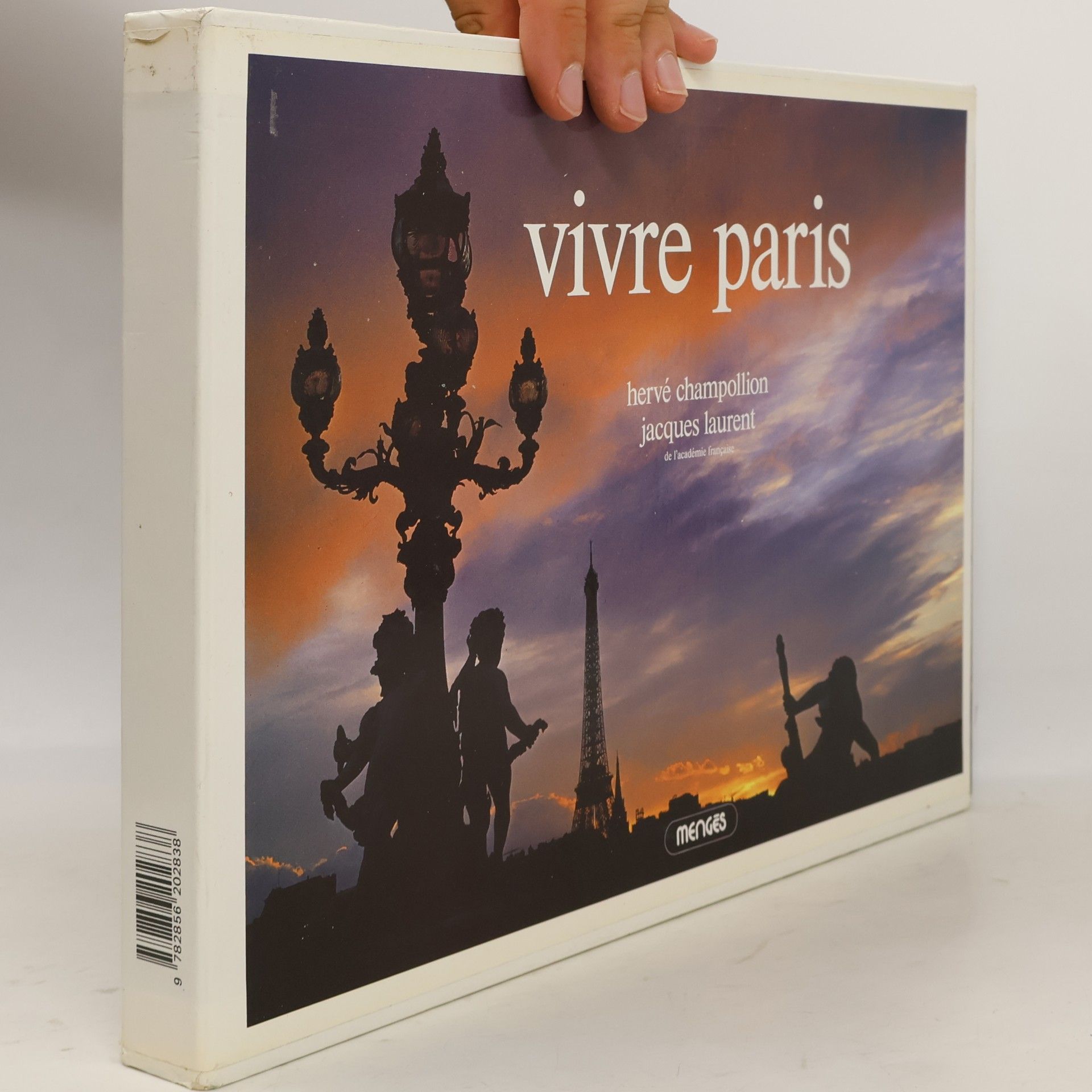 Cécil Saint-Laurent Vivre Paris