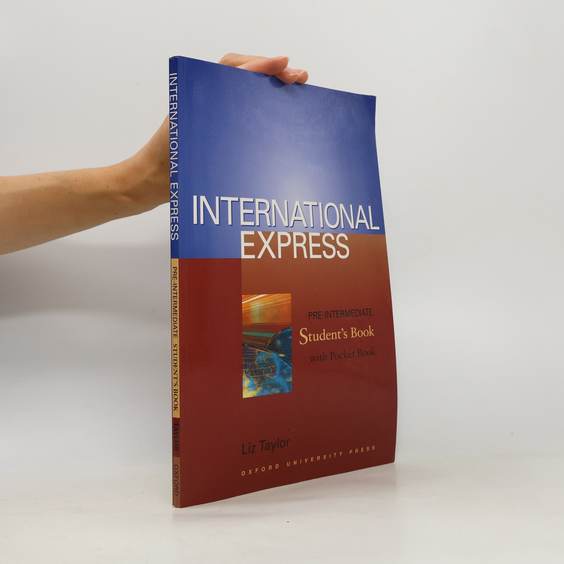 Liz Taylor International express. Student's book (pre-intermediate) with pocket book