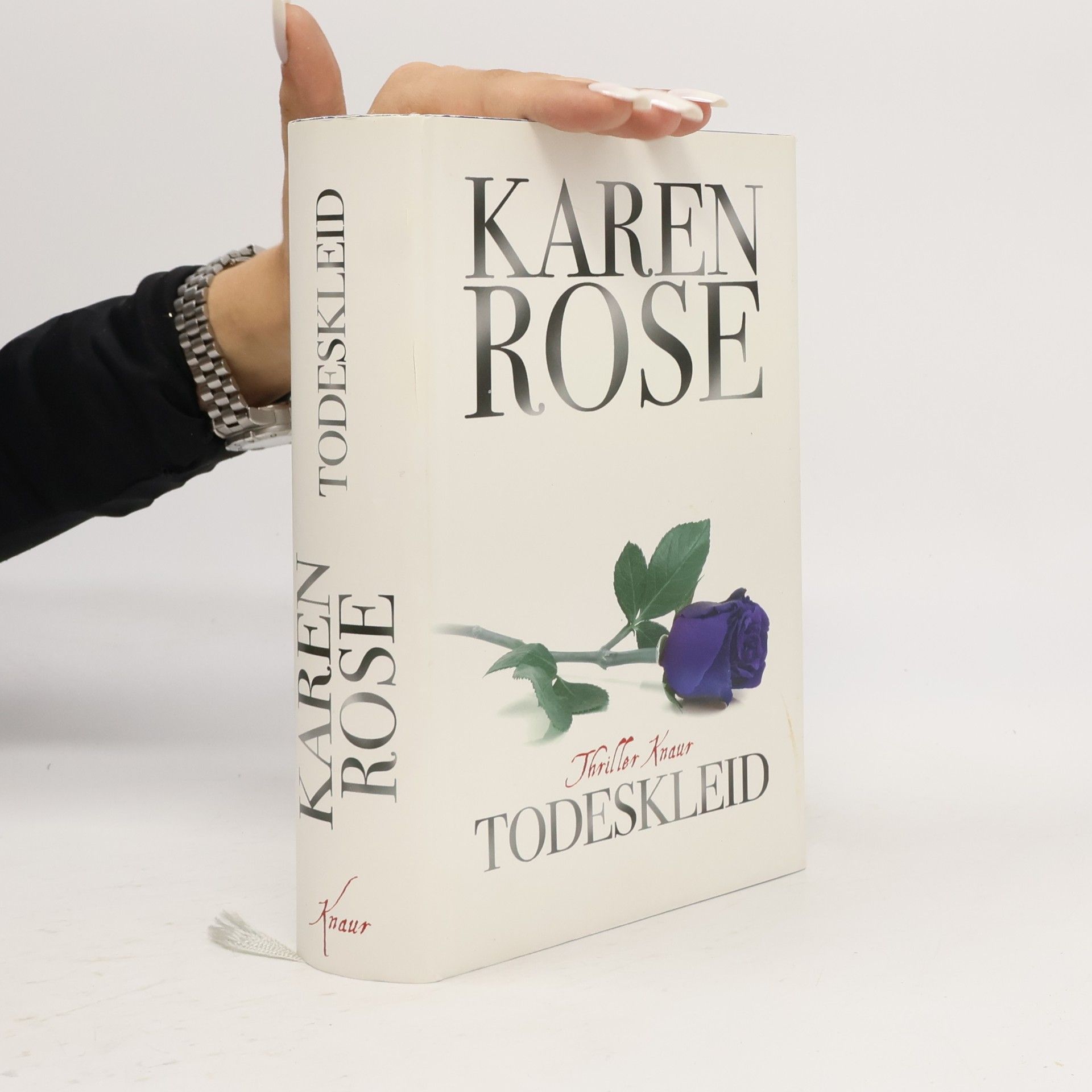 Karen Rose Todeskleid