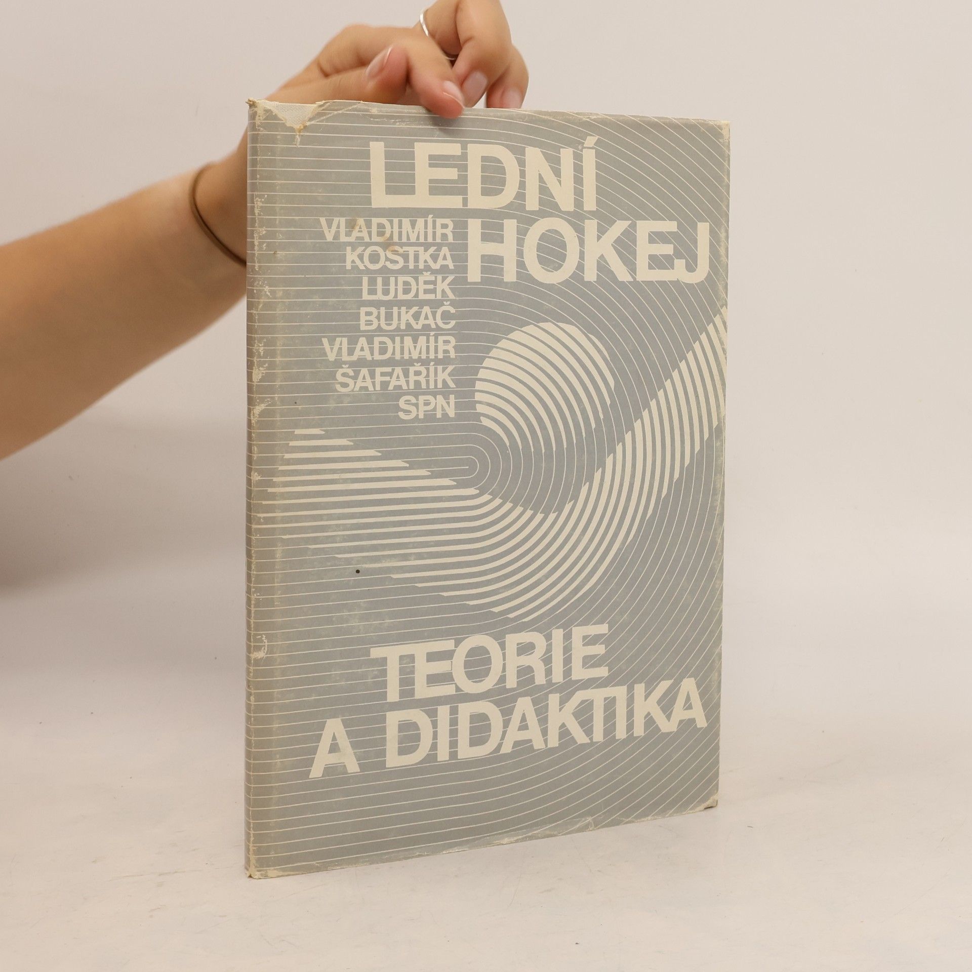Vladimír Kostka Lední hokej (teorie a didaktika)
