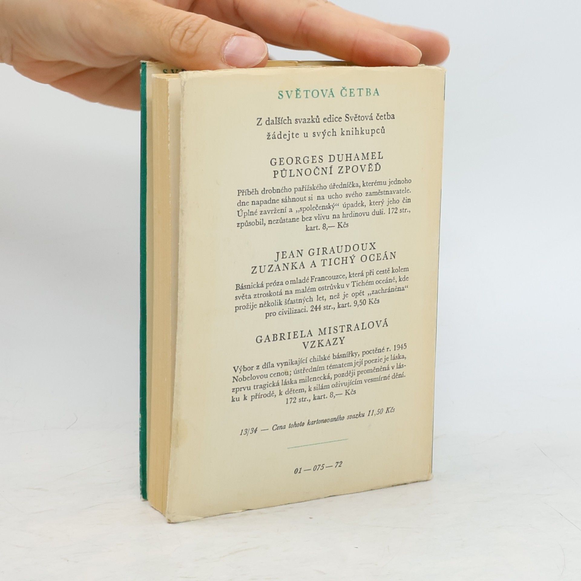 Elizabeth Bowen Schody zarostlé břečťanem