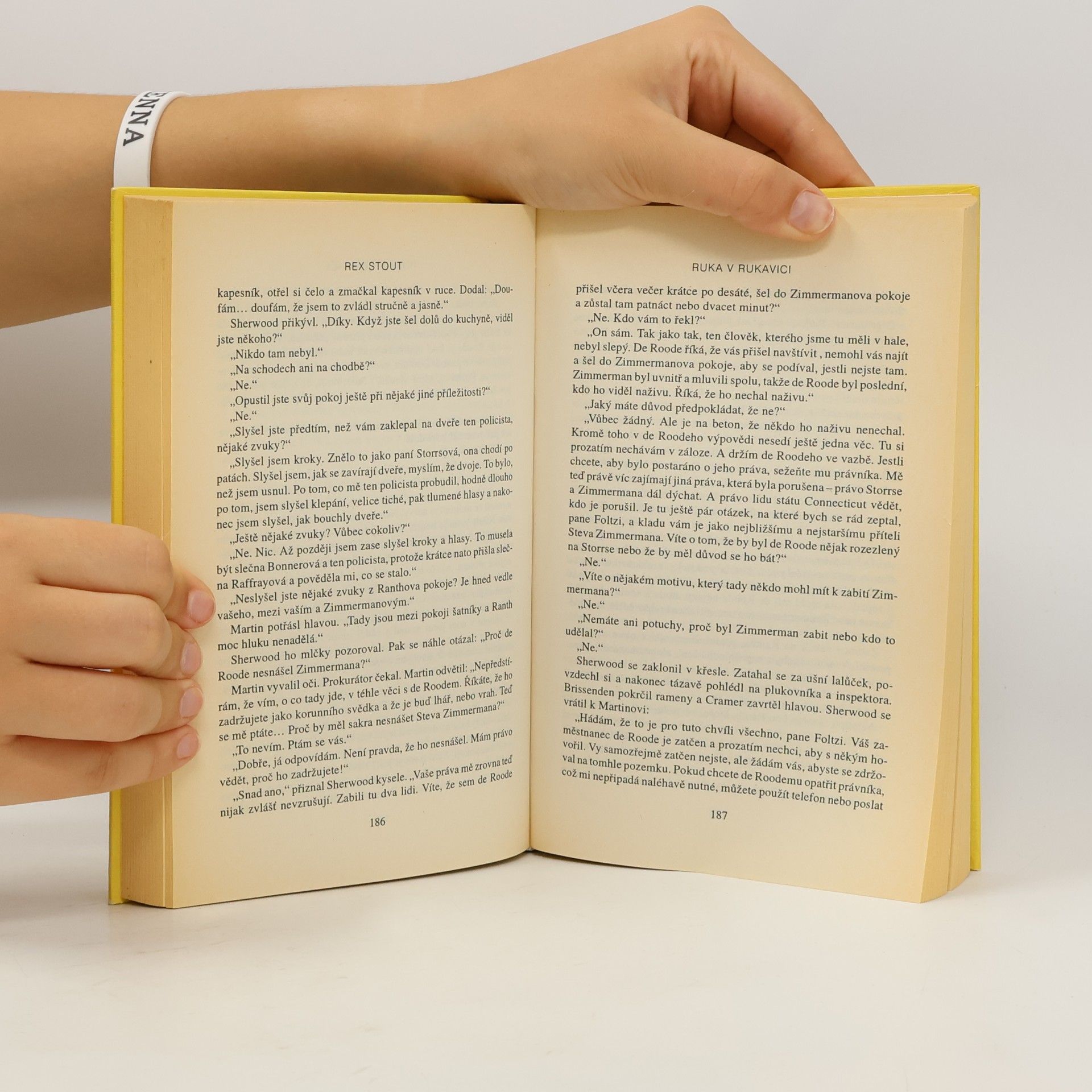 Rex Stout Ruka v rukavici. Vražda nadvakrát