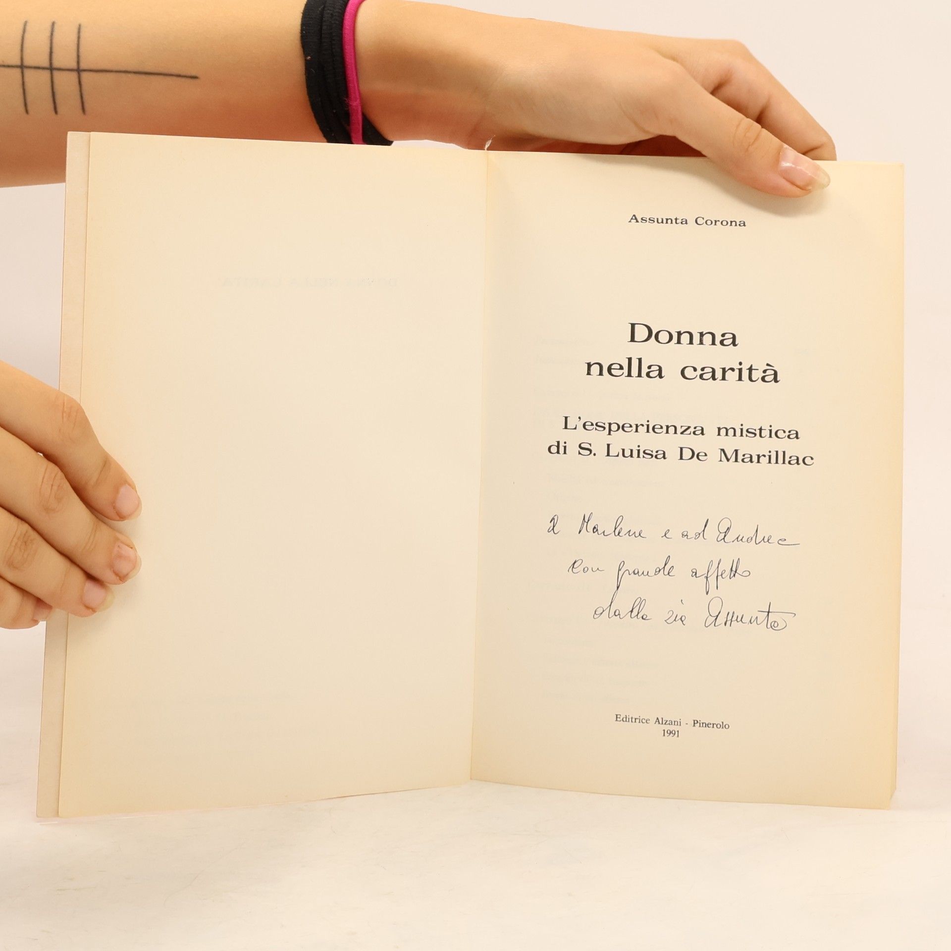 Assunta Corona Donna nella carità 3
