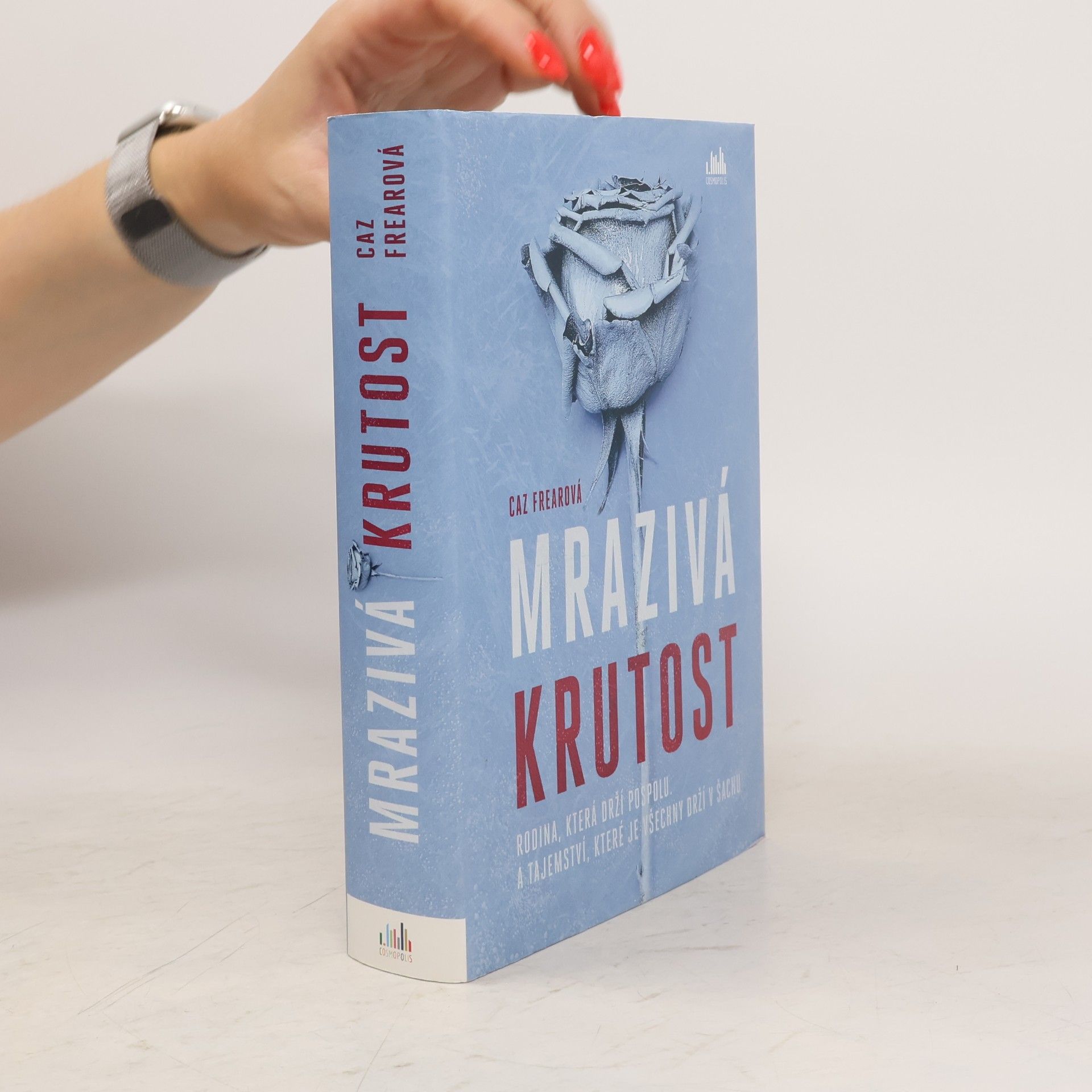 Caz Frear Mrazivá krutost