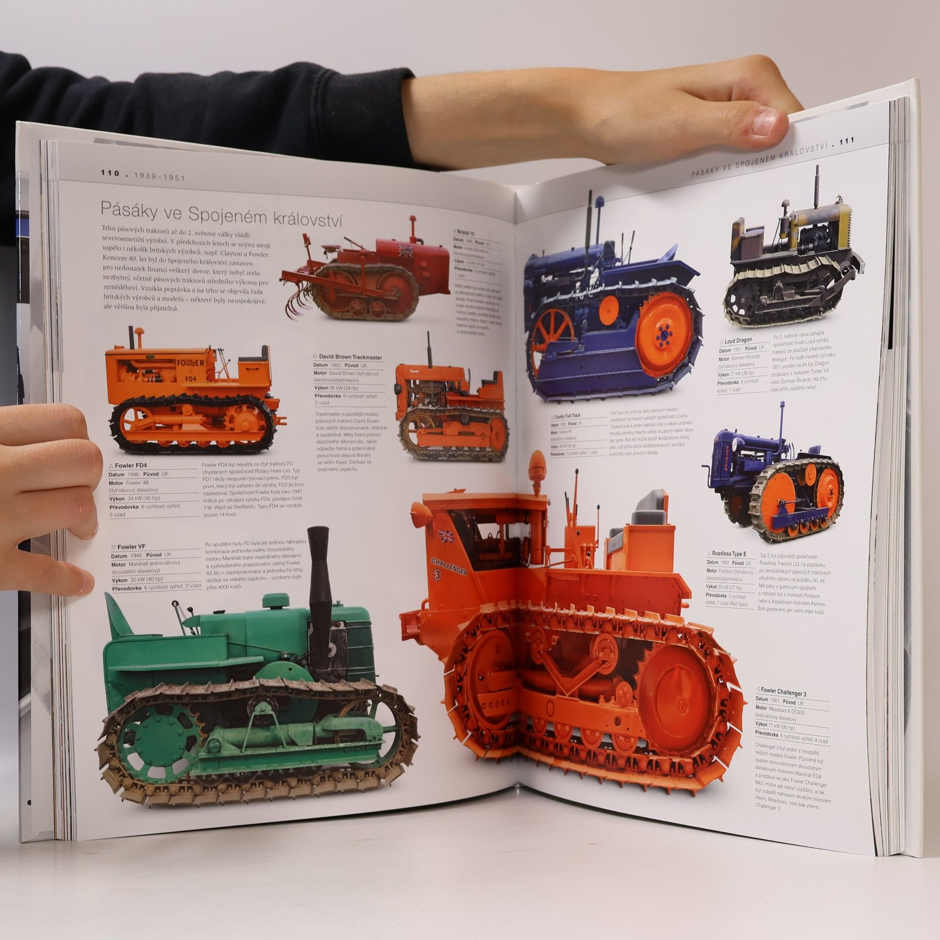 Autores varios Traktory: velký obrazový průvodce