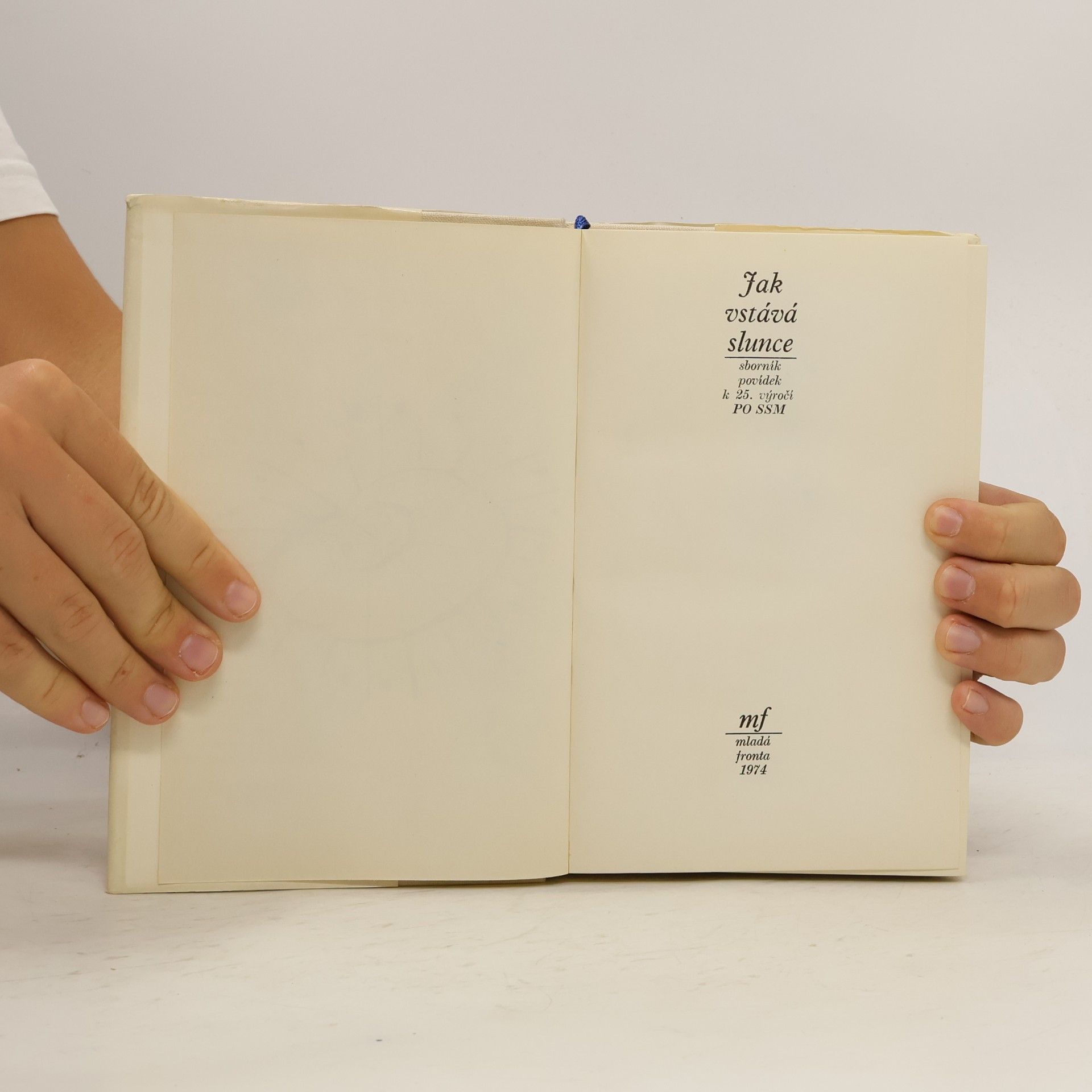 Various authors Jak vstává slunce