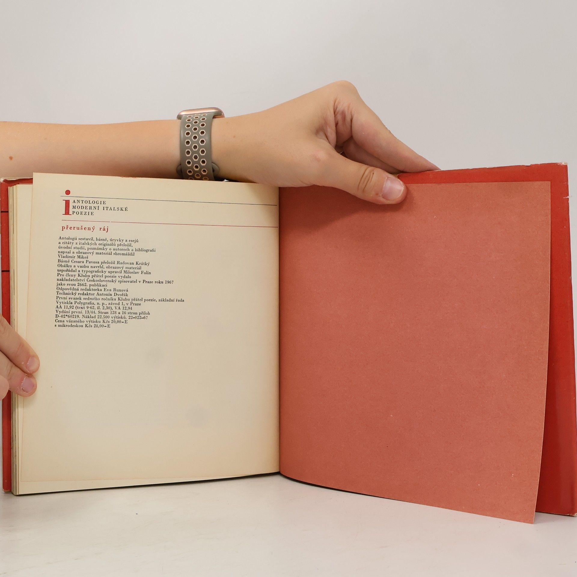 Vladimír Mikeš Přerušený ráj. Antologie moderní italské poezie