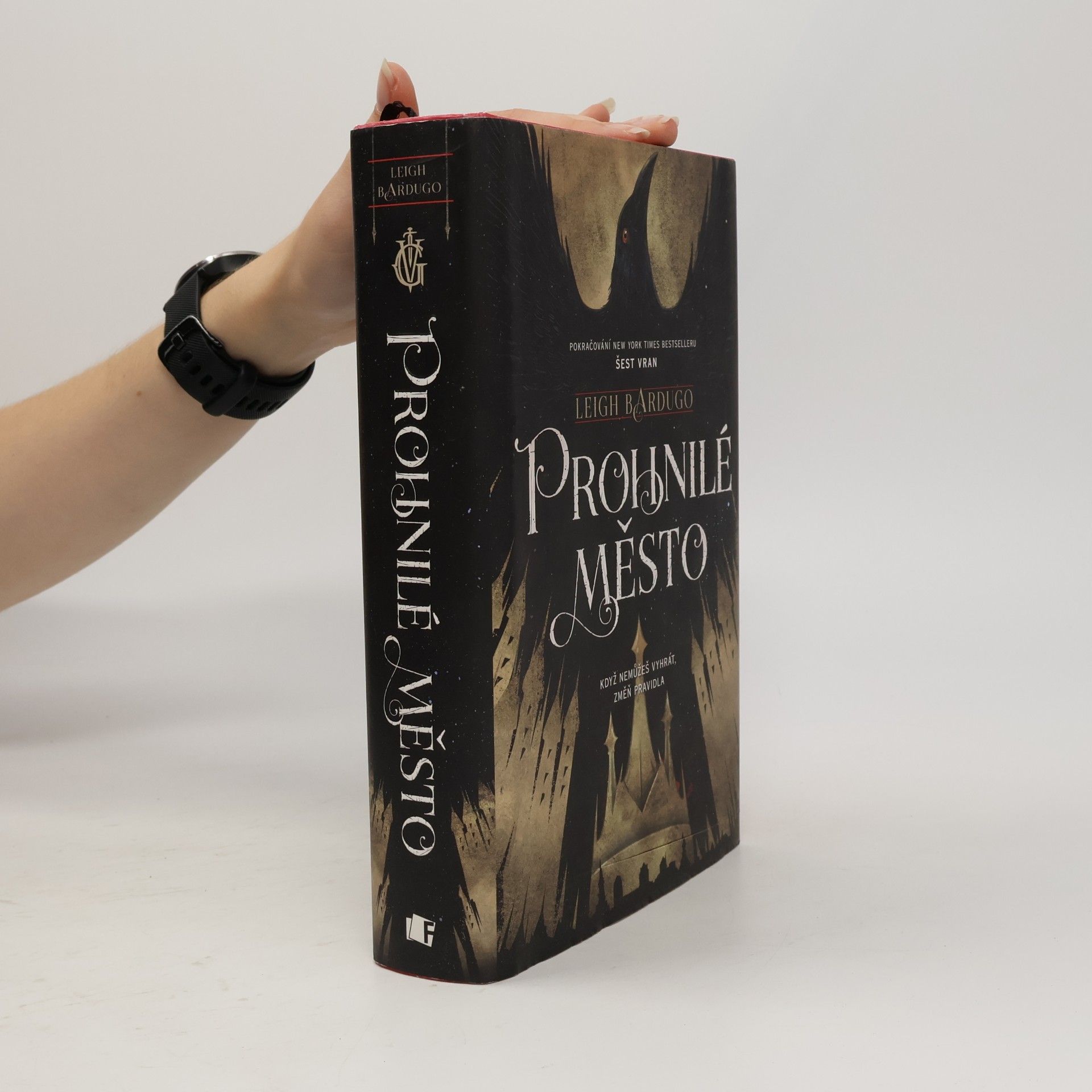 Leigh Bardugo Prohnilé město
