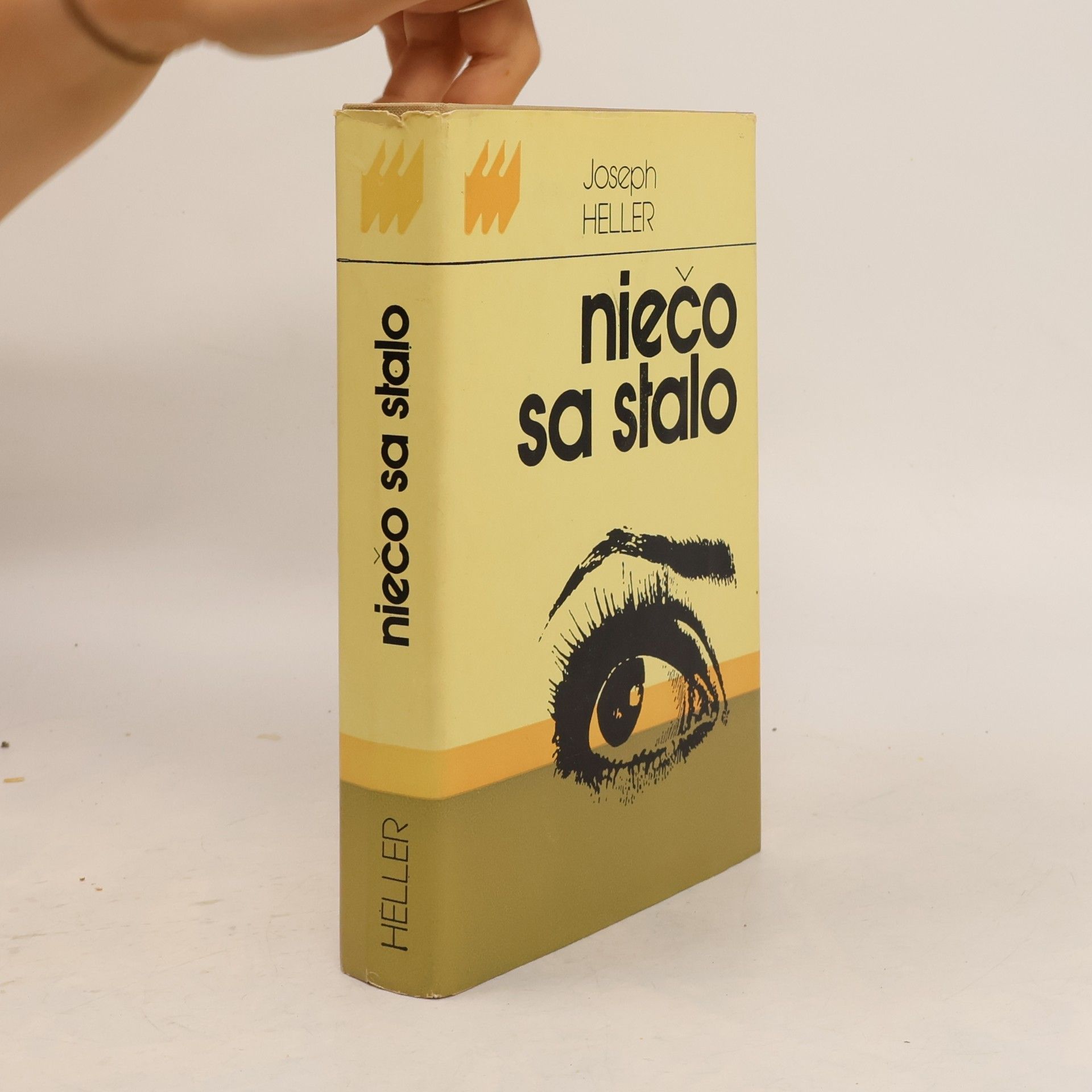 Joseph Heller Niečo sa stalo
