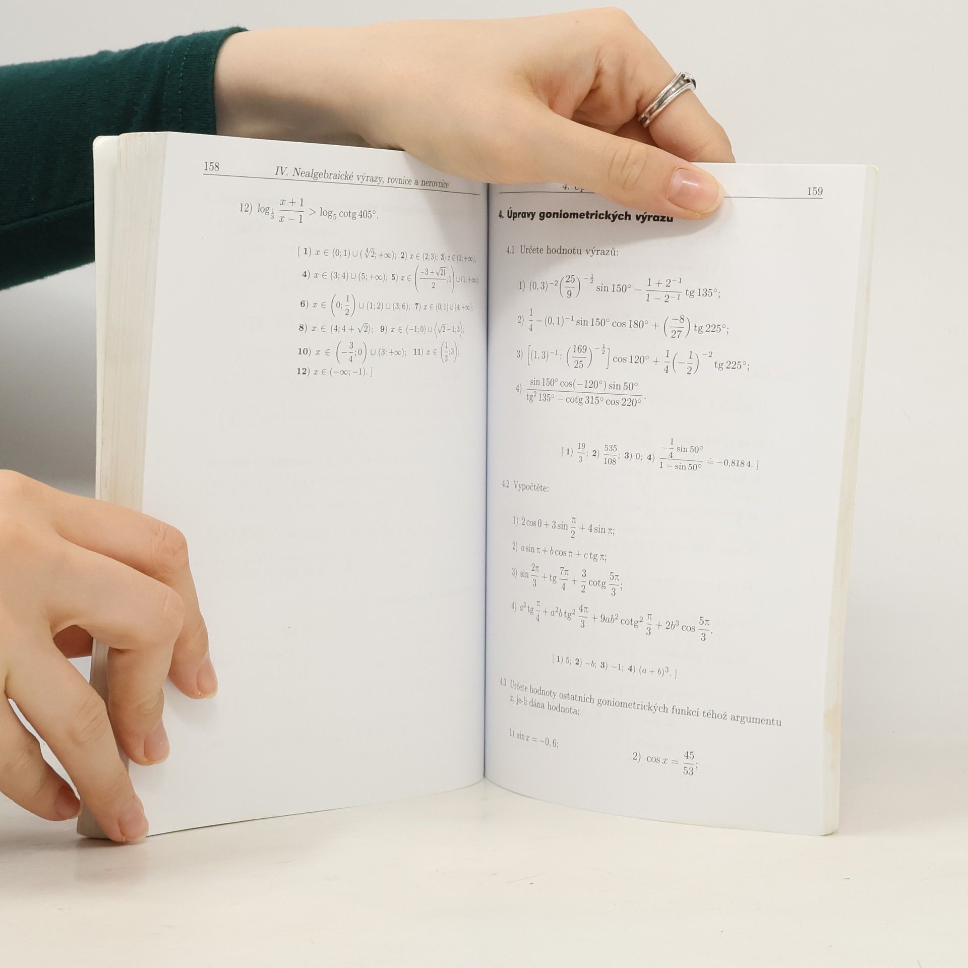 František Janeček Sbírka úloh z matematiky pro střední školy