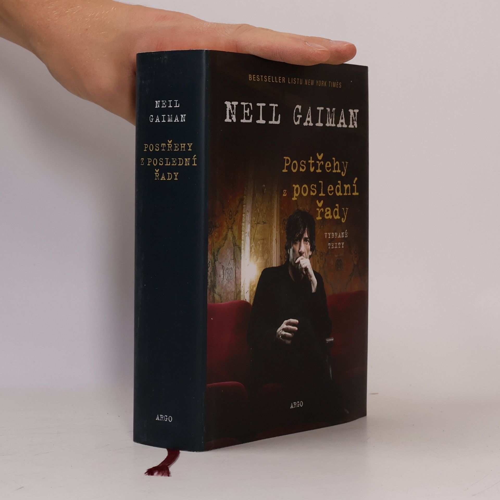 Neil Gaiman Postřehy z poslední řady: Vybrané texty
