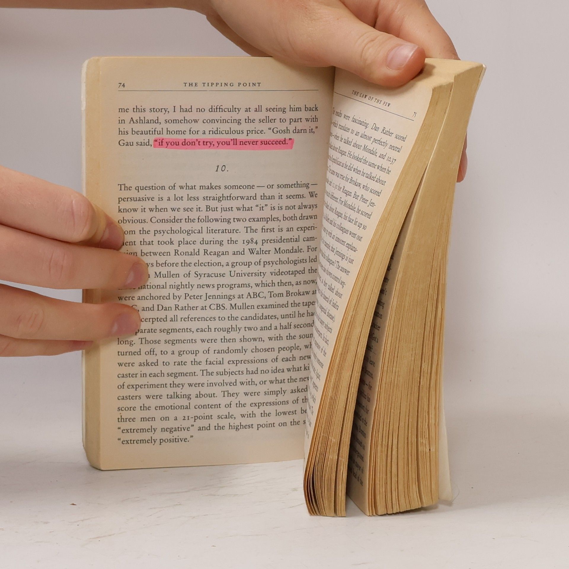 Malcom Gladwell The tipping point : how little things can make a big difference