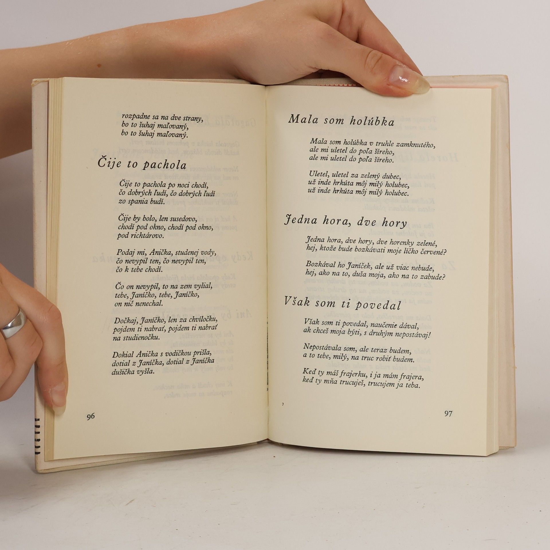 Various authors V šírom poli studienečka