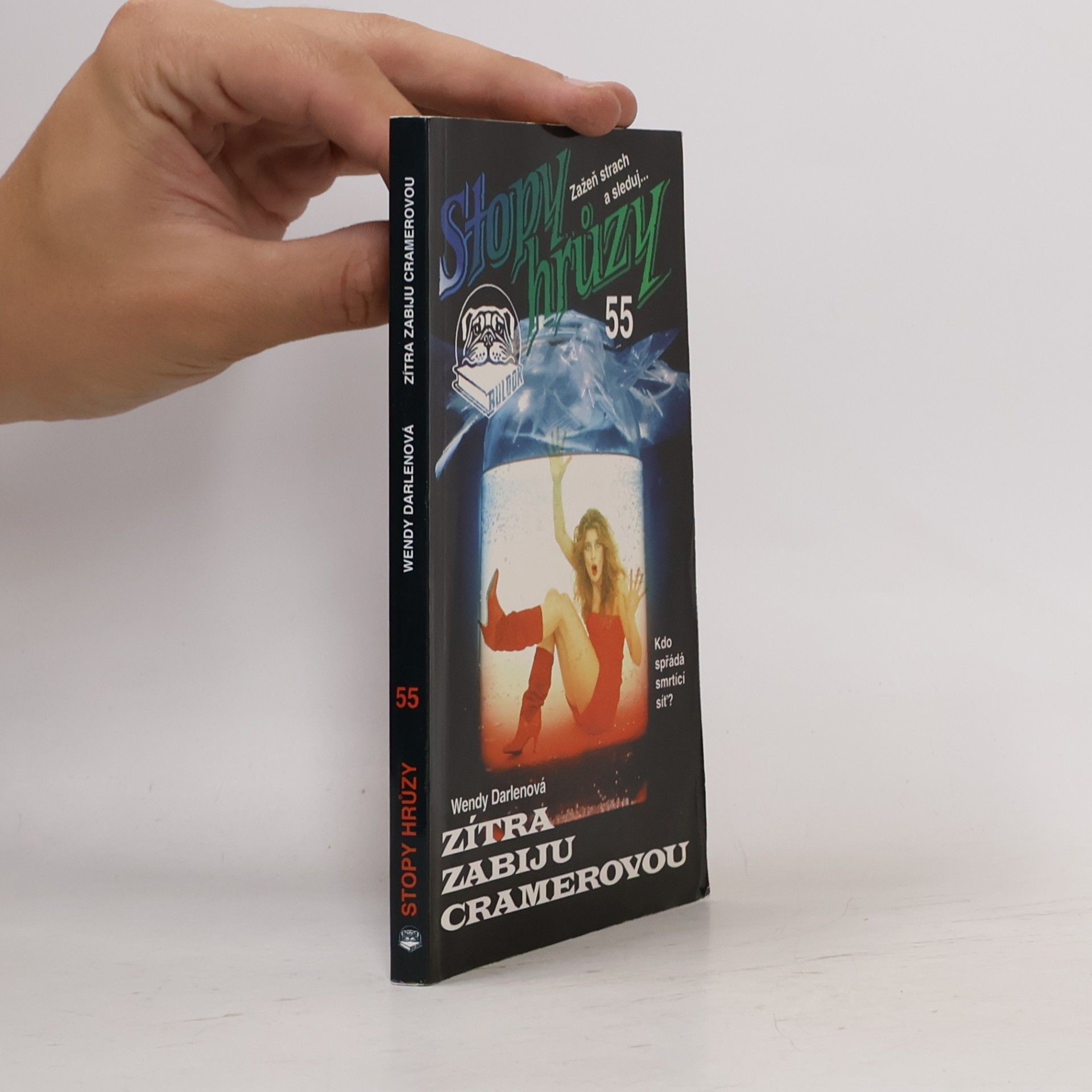 Wendy Darlen Zítra zabiju Cramerovou