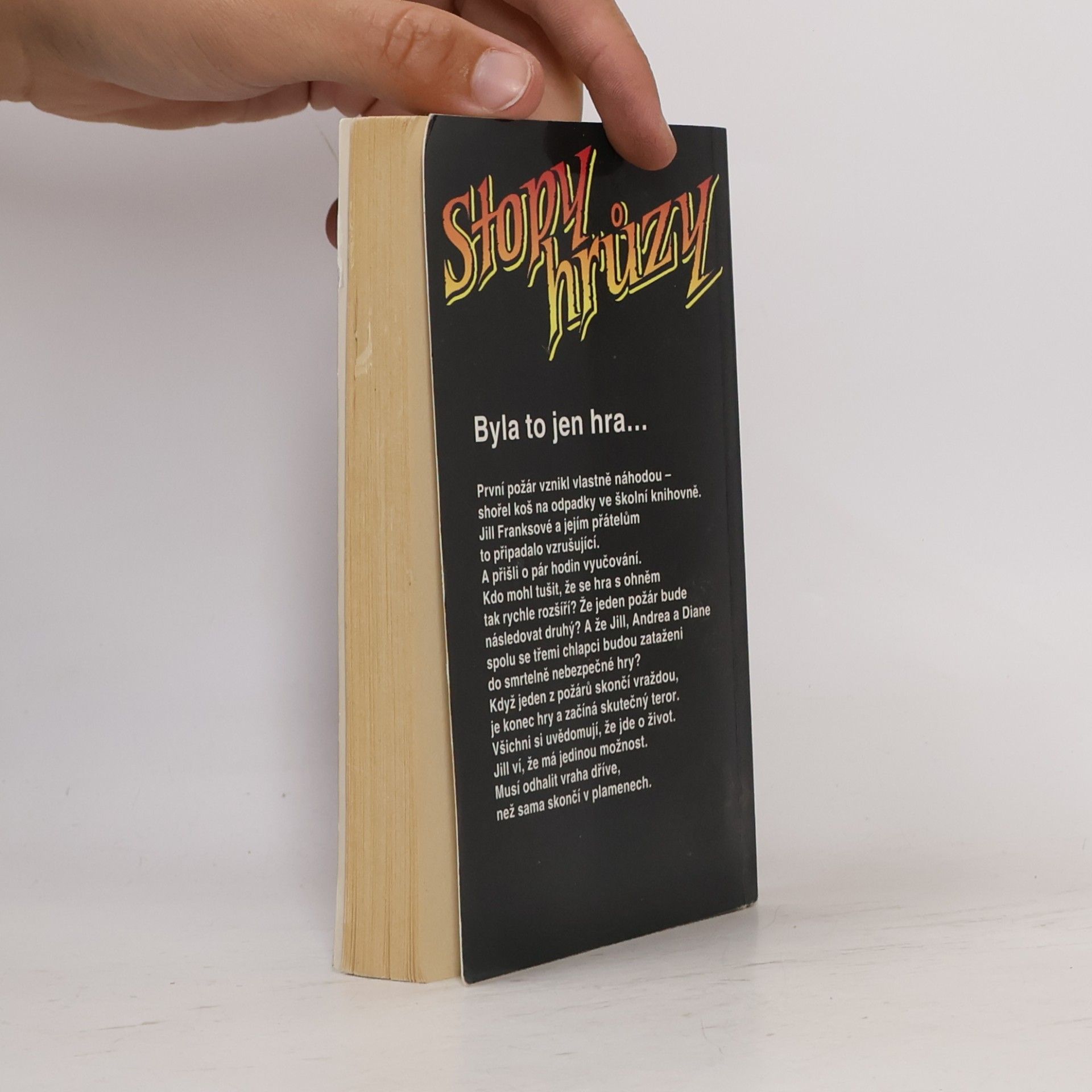 R. L. Stine Stopy hrůzy 24. Hra s ohněm