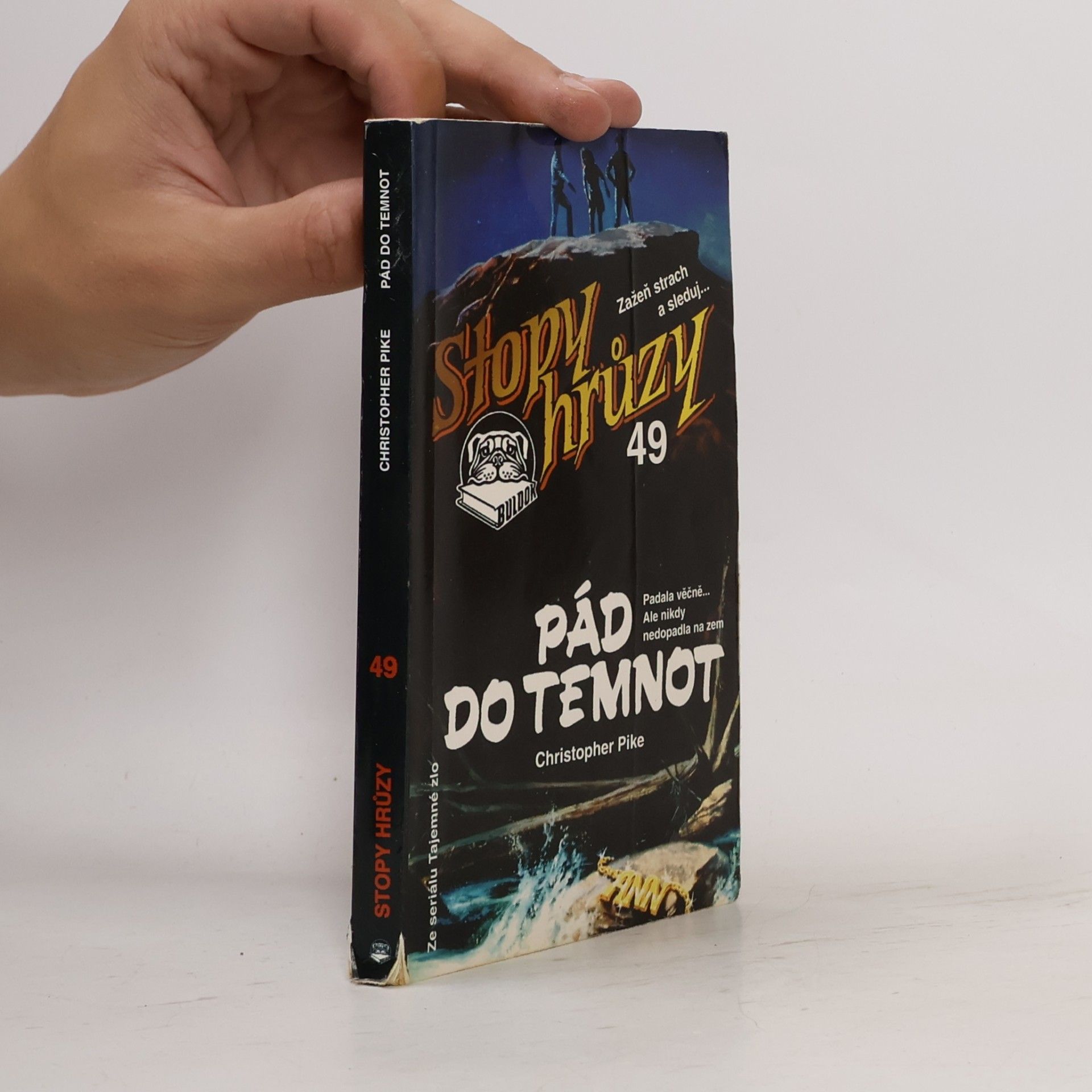 Pád do temnot