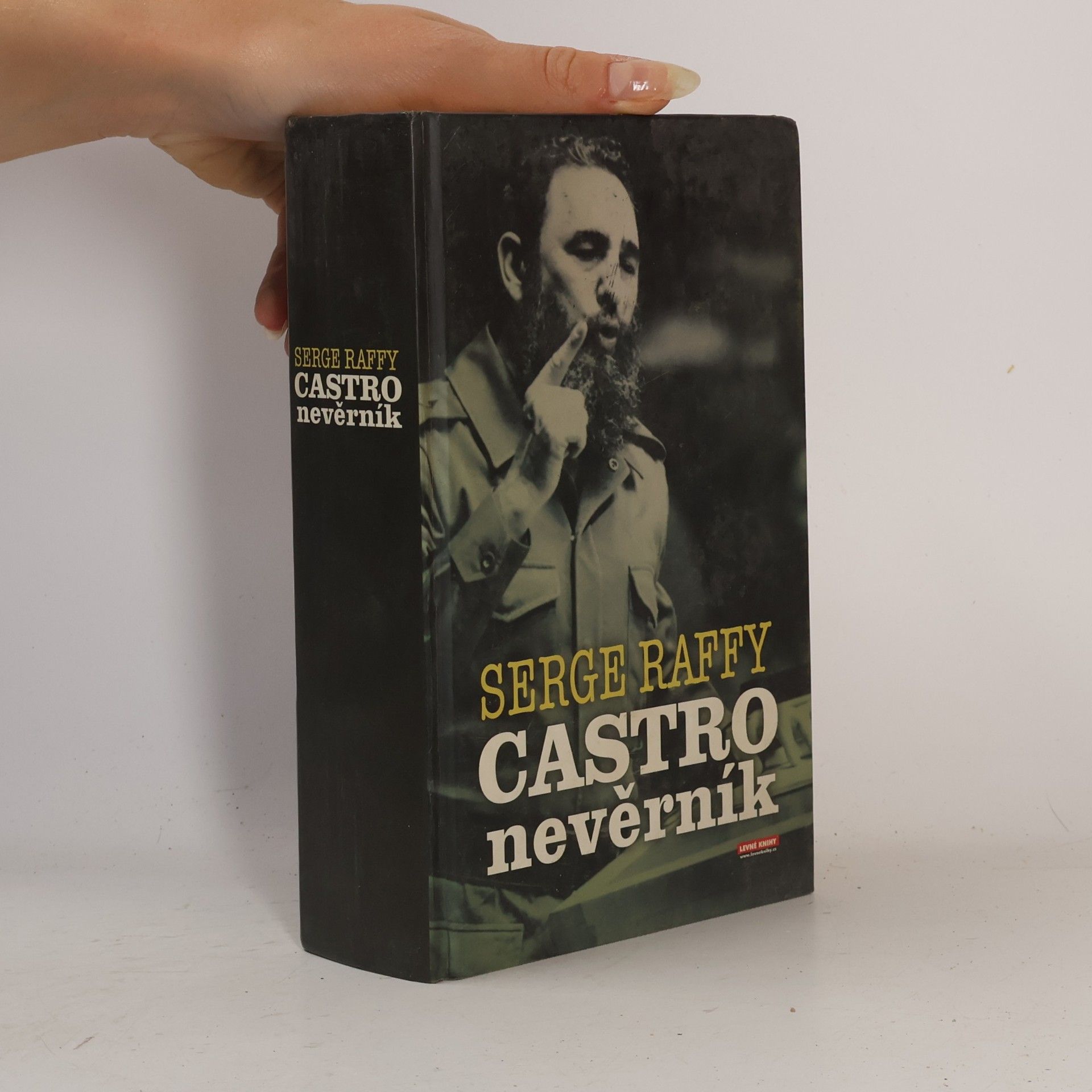Serge Raffy Castro nevěrník
