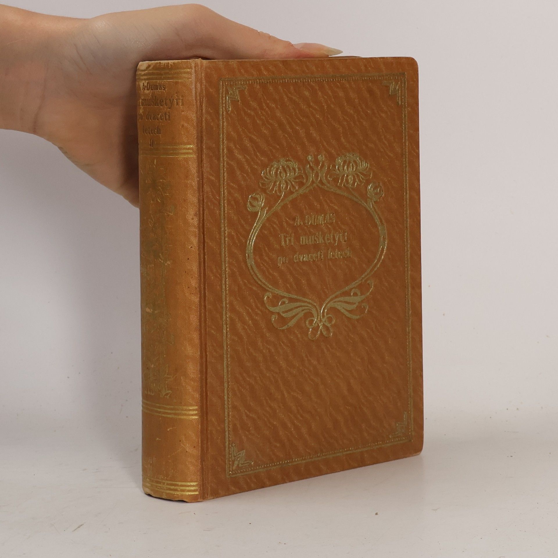 Alexandre Dumas der Ältere Tři mušketýři po dvaceti letech. Díl II.