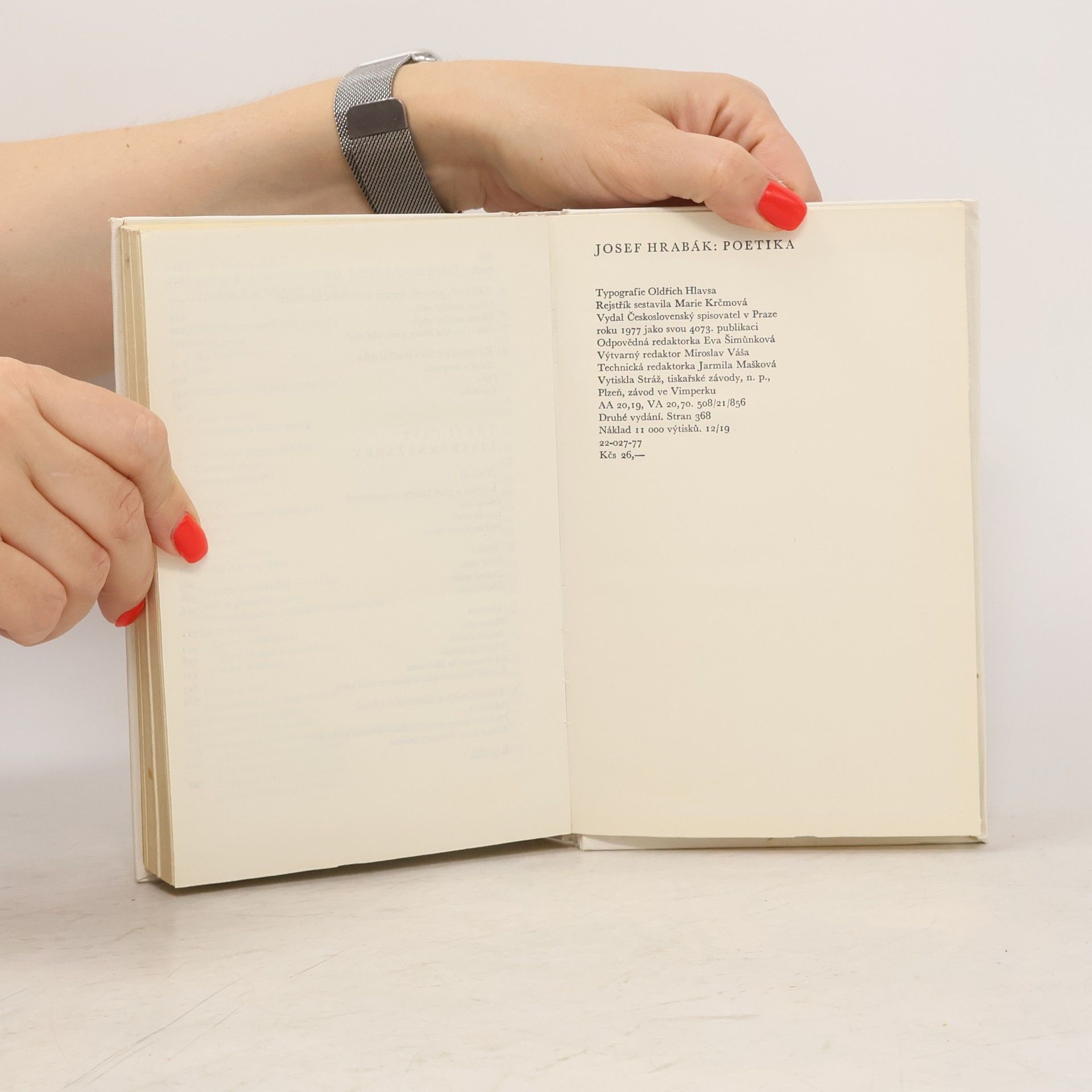 Marie Krčmová Poetika