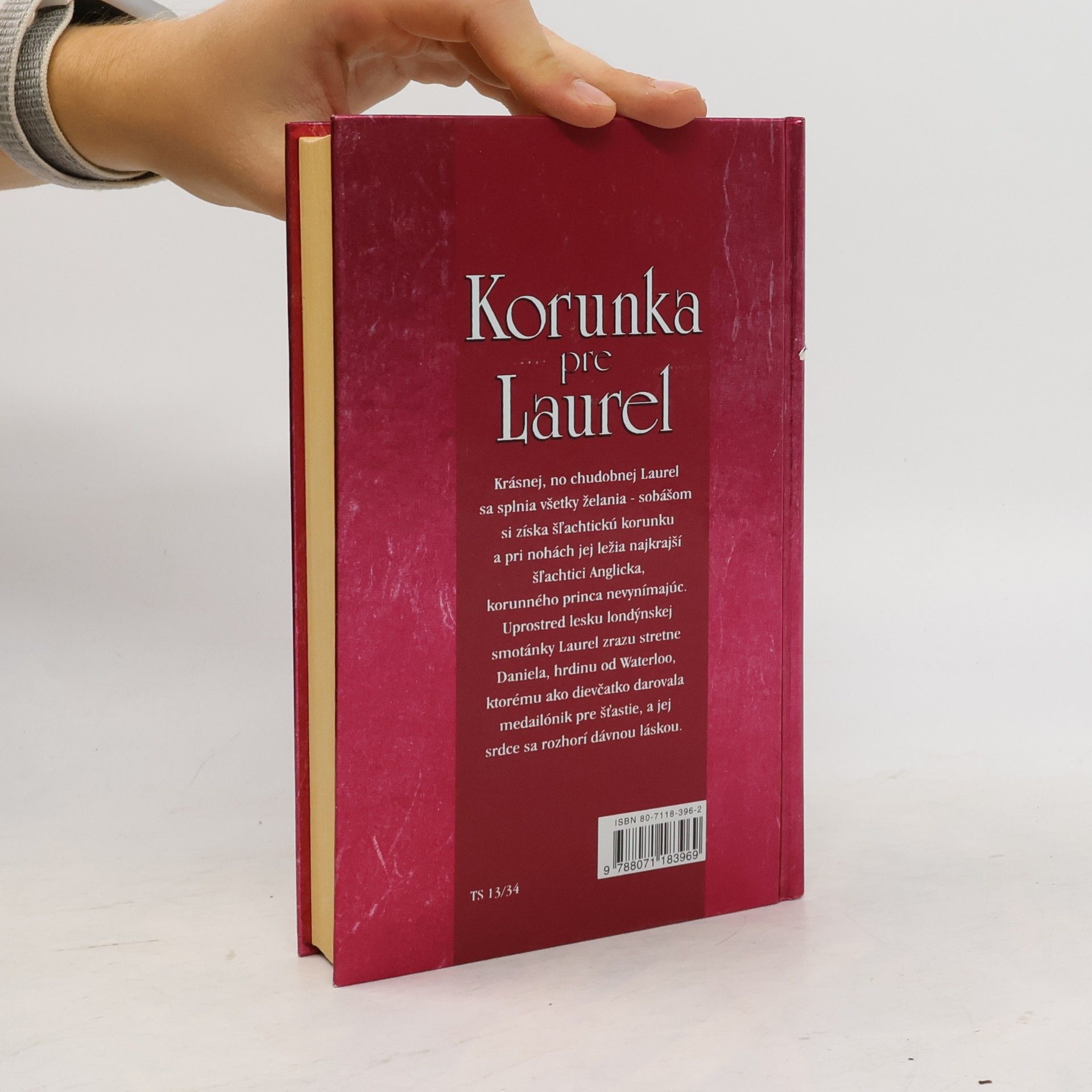 Penelope Stratton Korunka pre Laurel