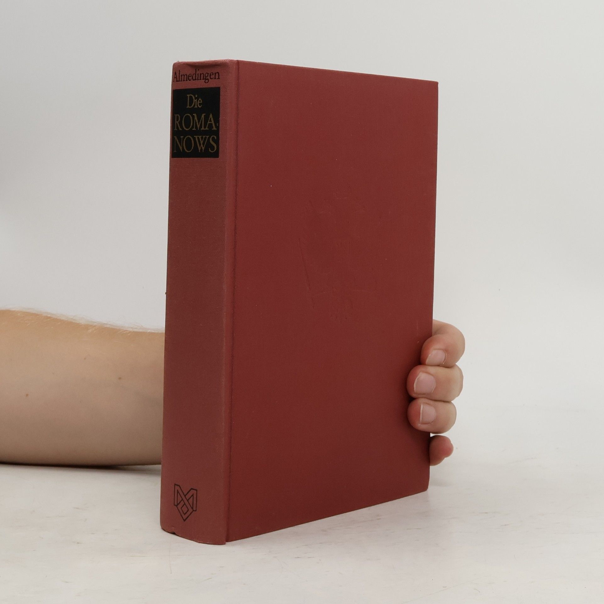 E. M. Almedingen Die Romanows