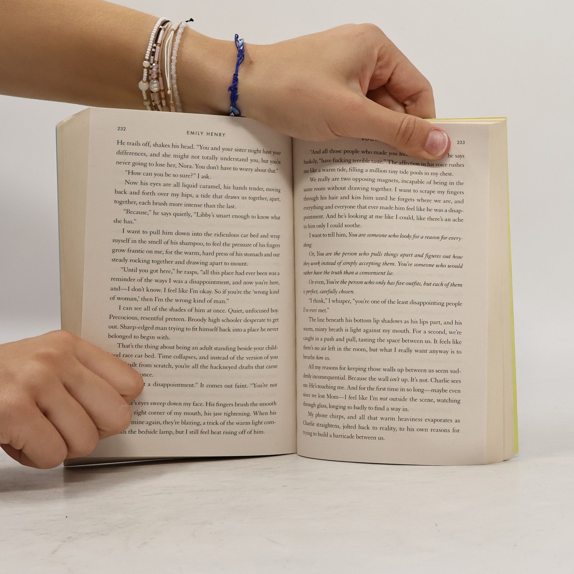 Emily Henry Book lovers