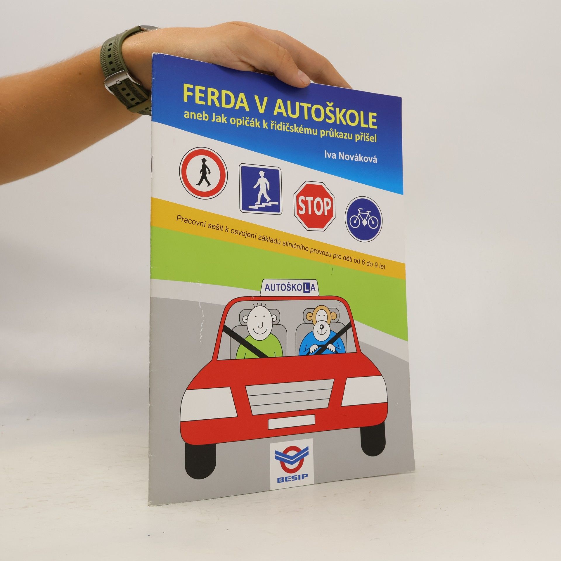 Iva Nováková Ferda v Autoškole aneb Jak opičák k řidičskému průkazu přišel