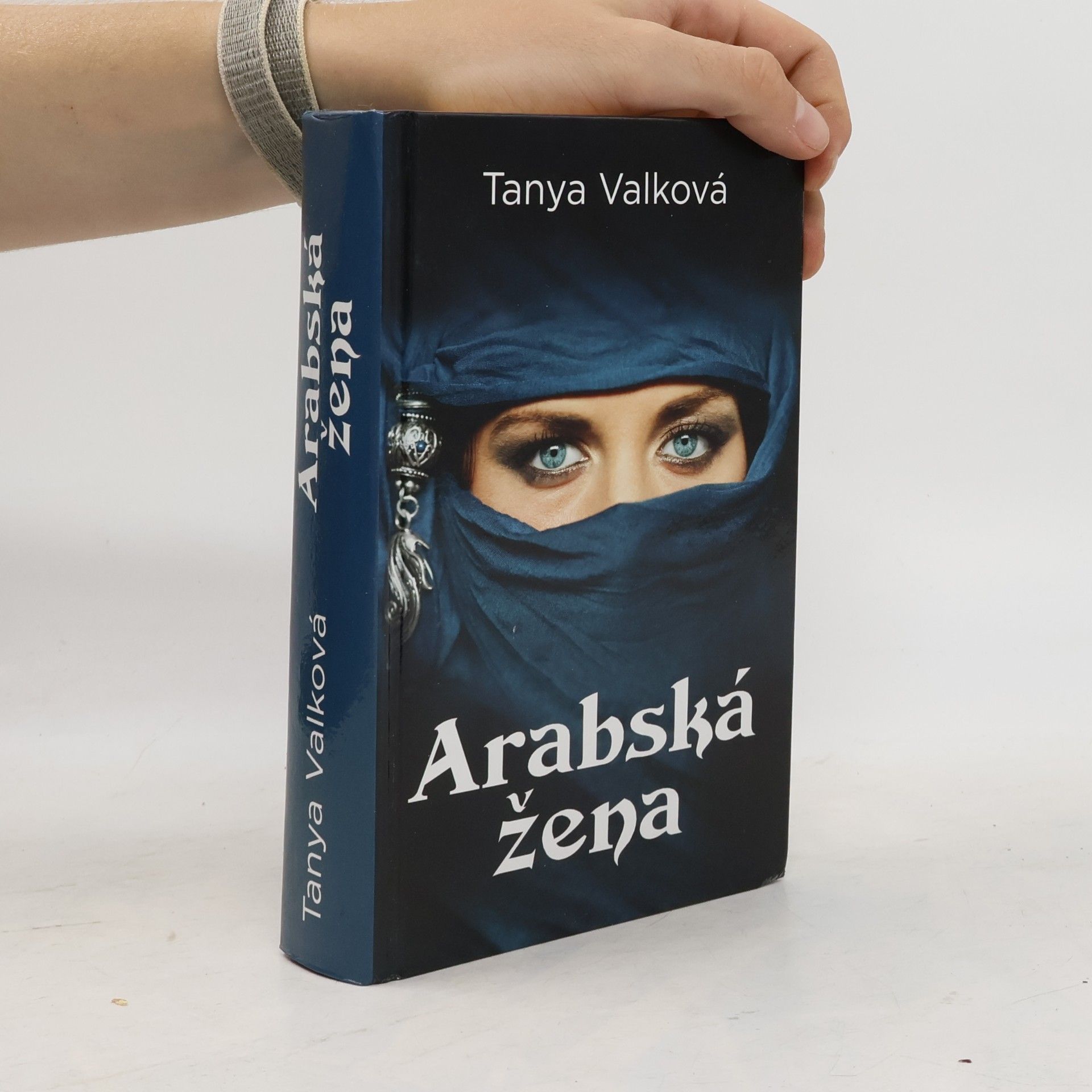 Tanya Valko Arabská žena