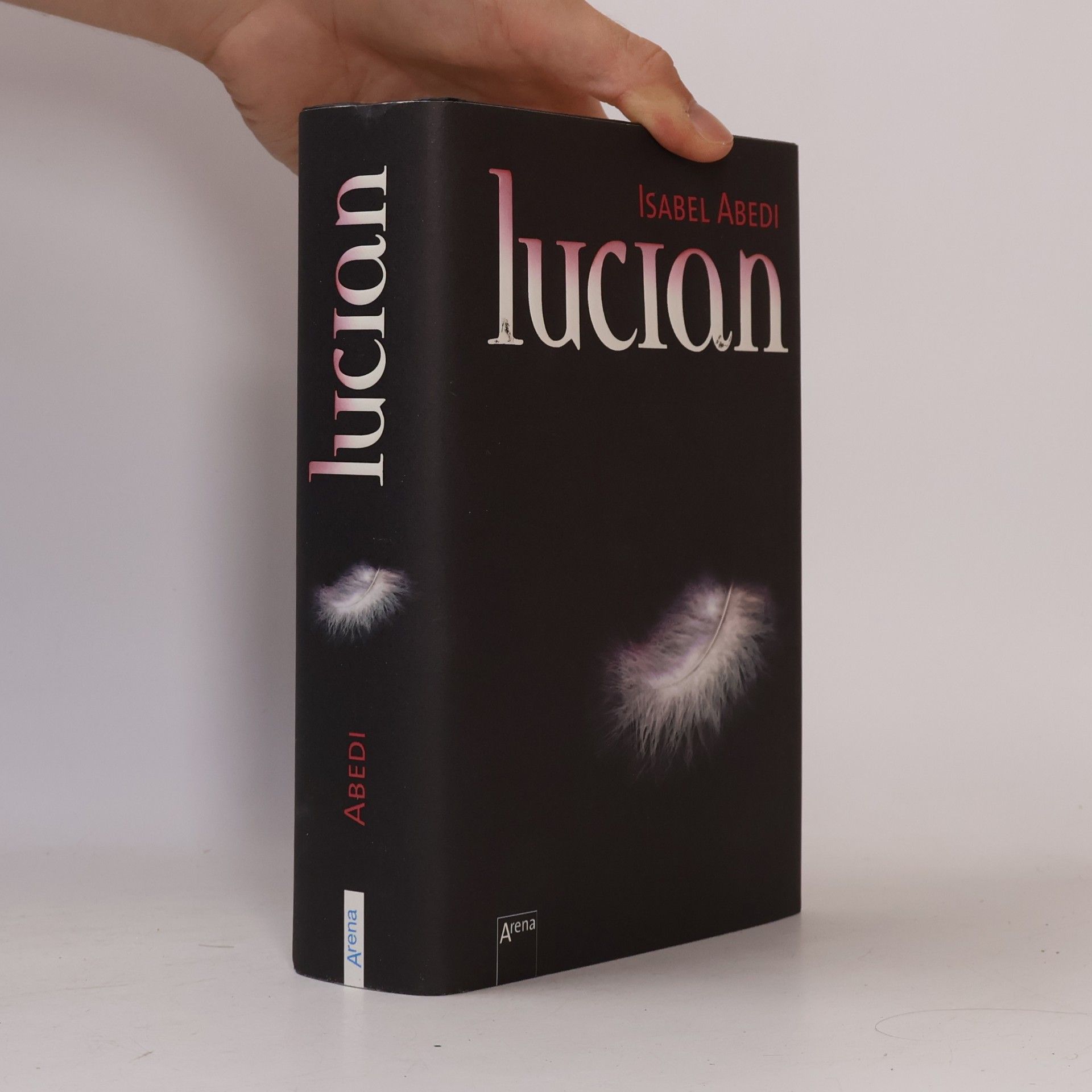Isabel Abedi Lucian