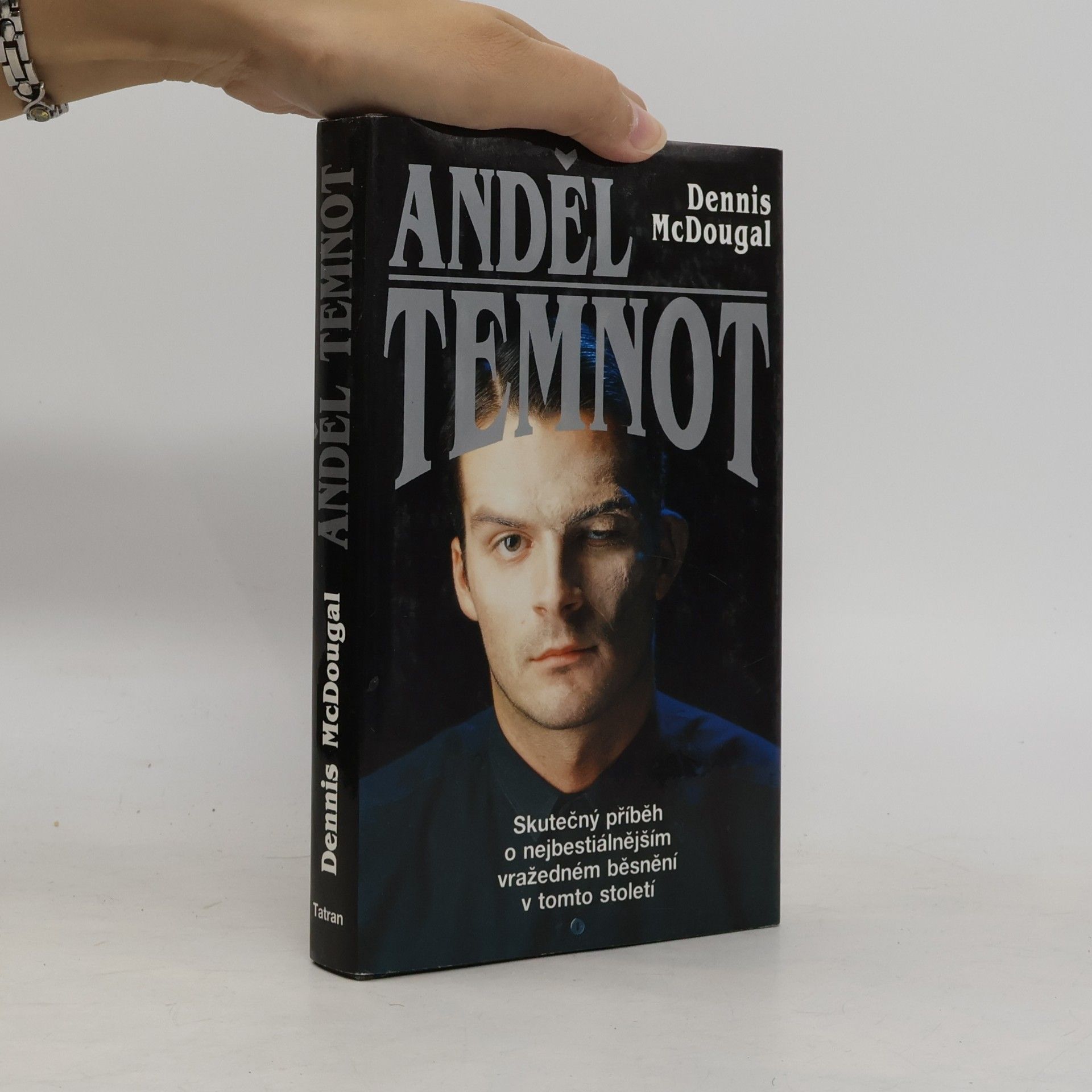Dennis McDougal Anděl temnot