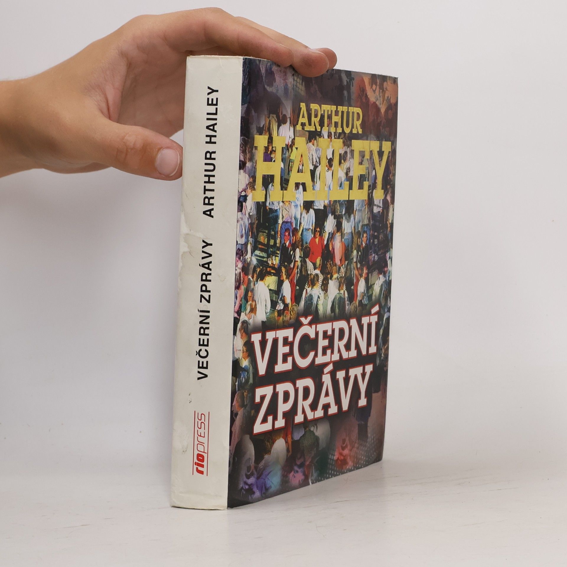 Arthur Hailey Večerní zprávy