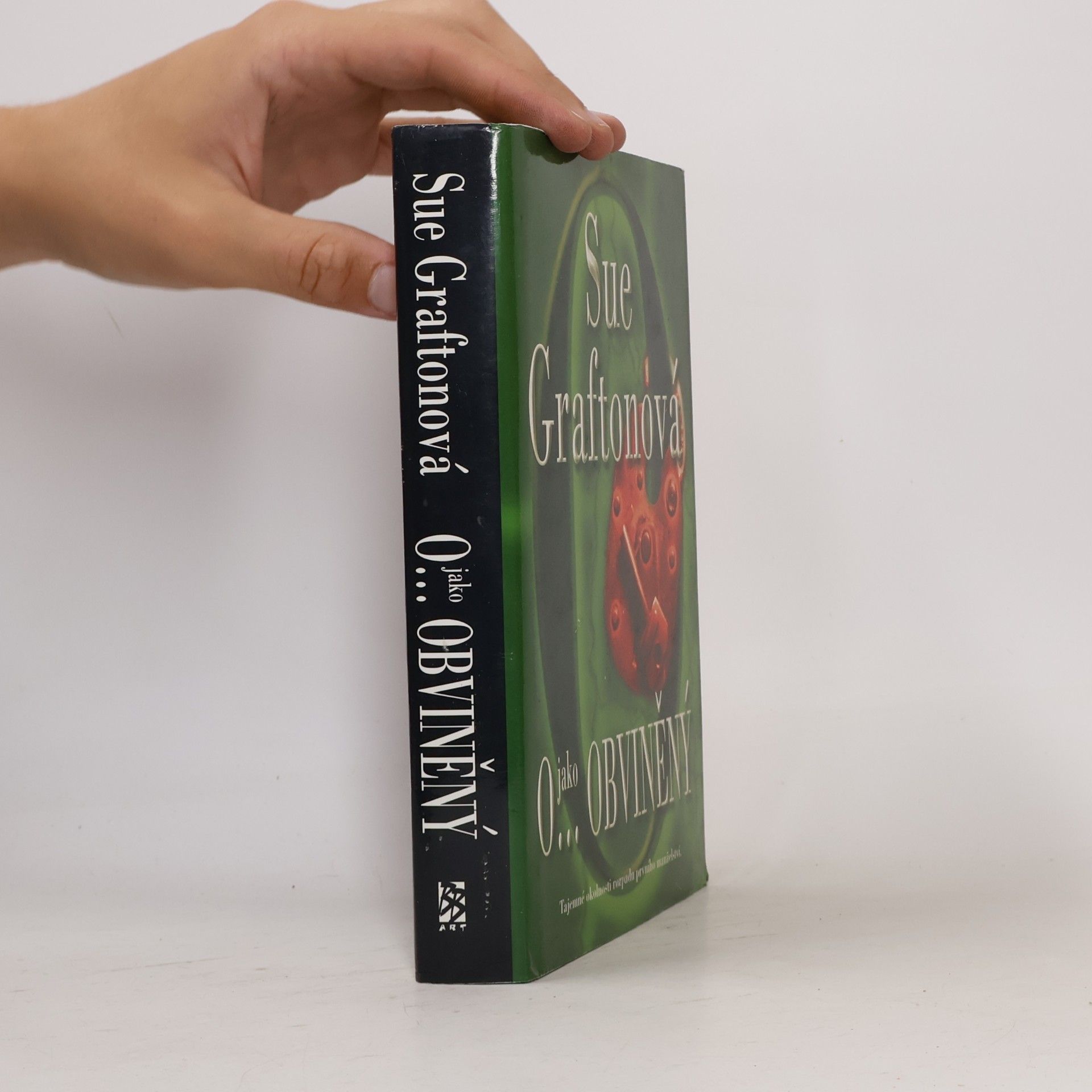 Sue Grafton O...jako obviněný