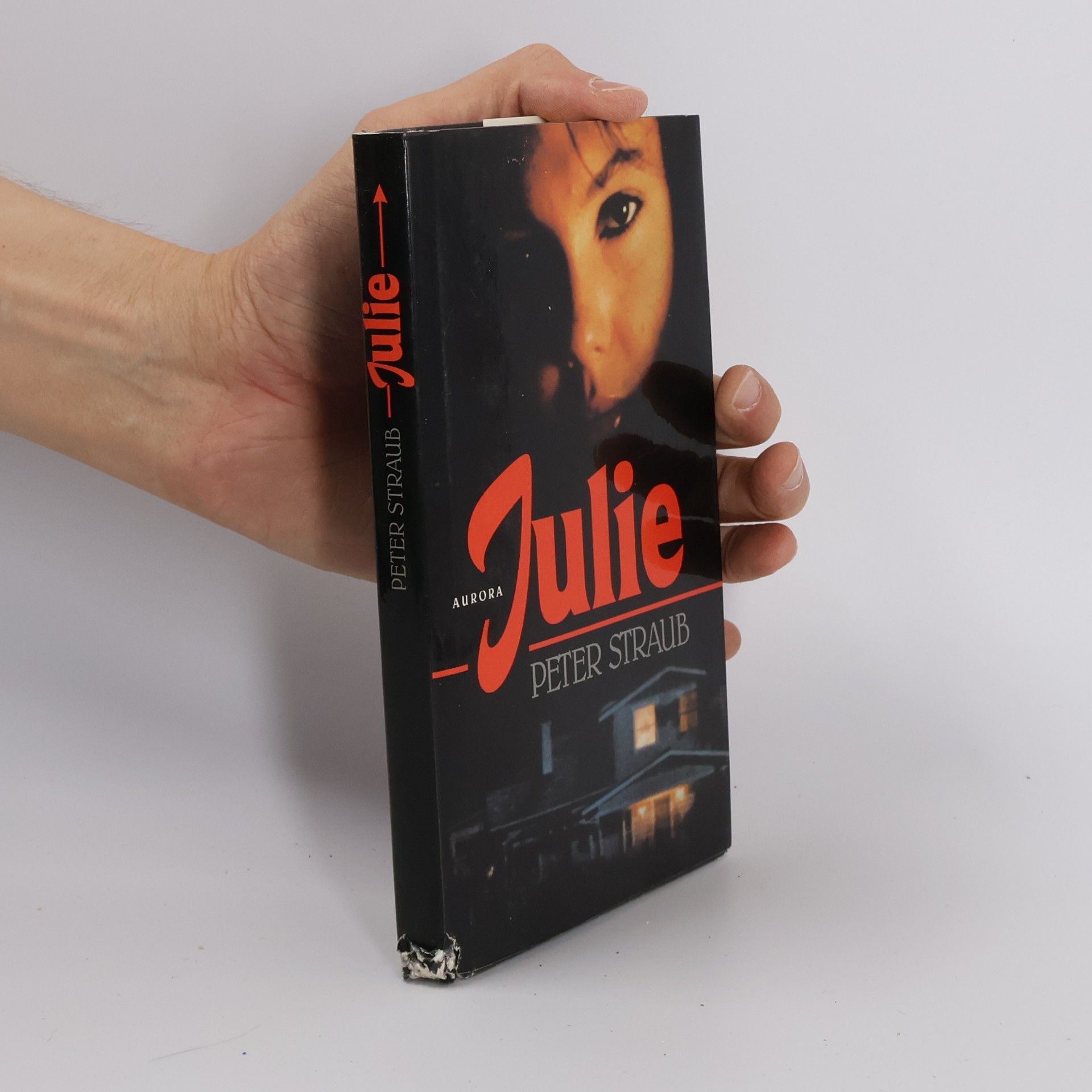 Peter Straub Julie