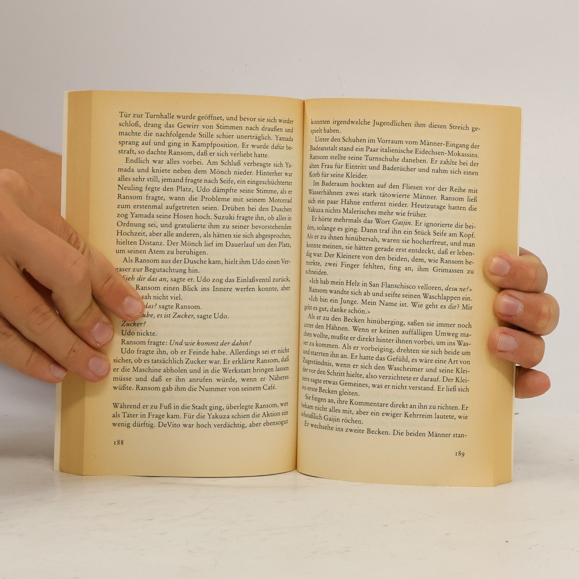 Jay McInerney Einhandklatschen in Kioto