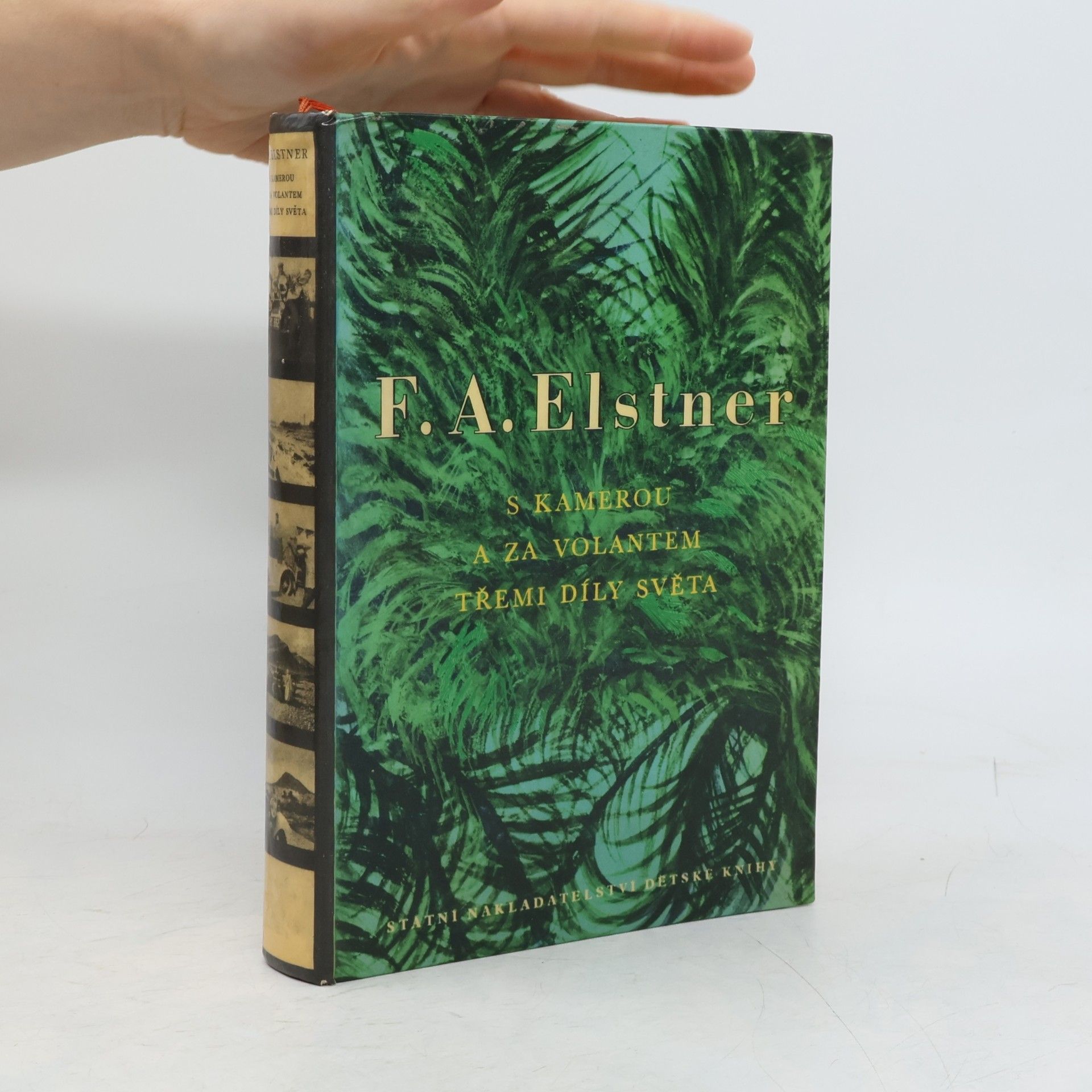 S kamerou a za volantem třemi díly světa