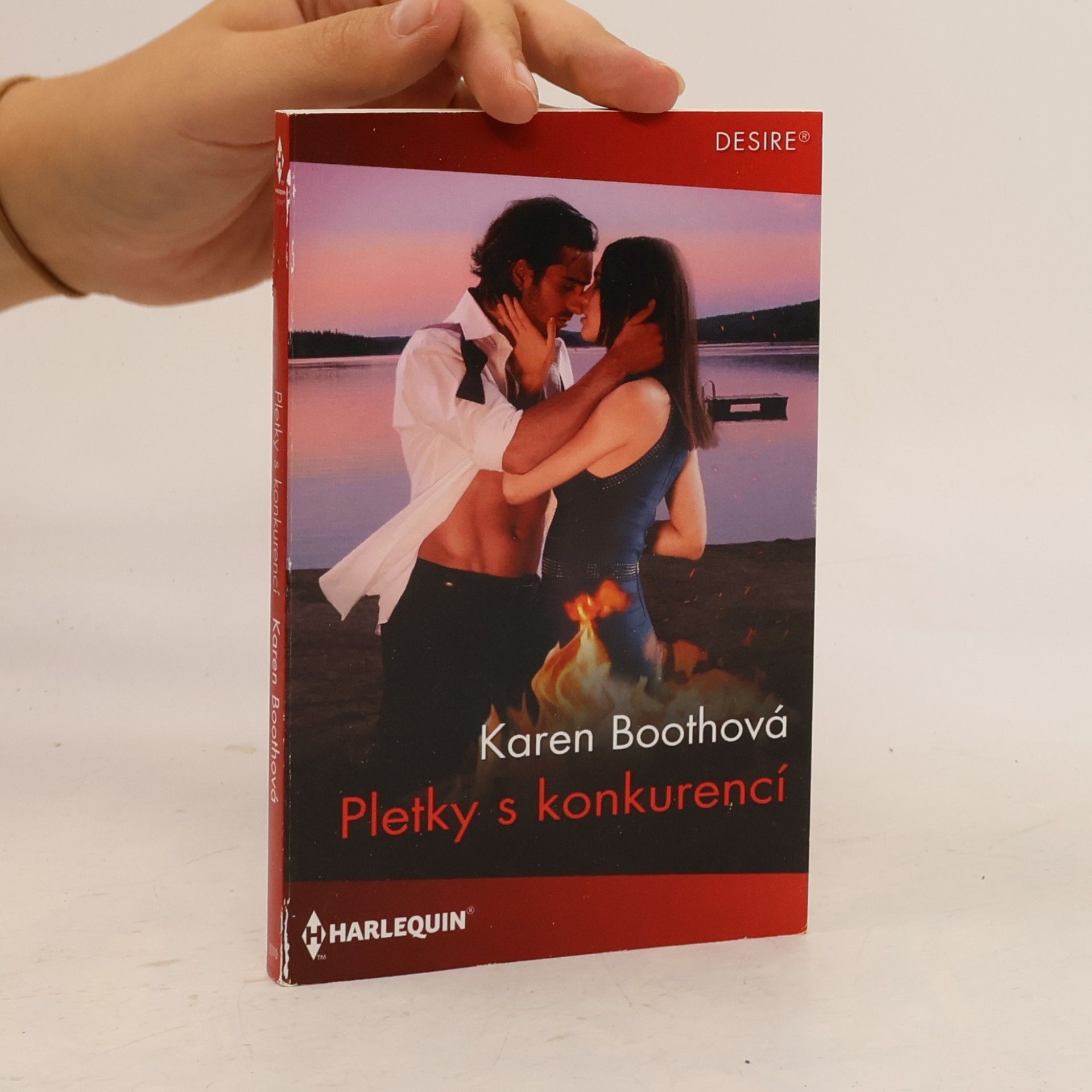 Karen Booth Pletky s konkurencí